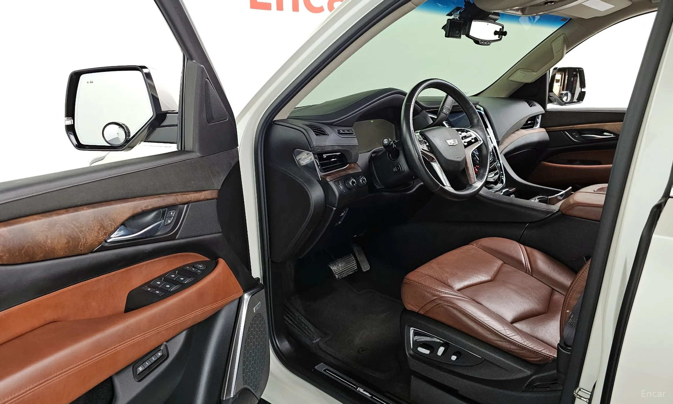 Cadillac Escalade превью 11