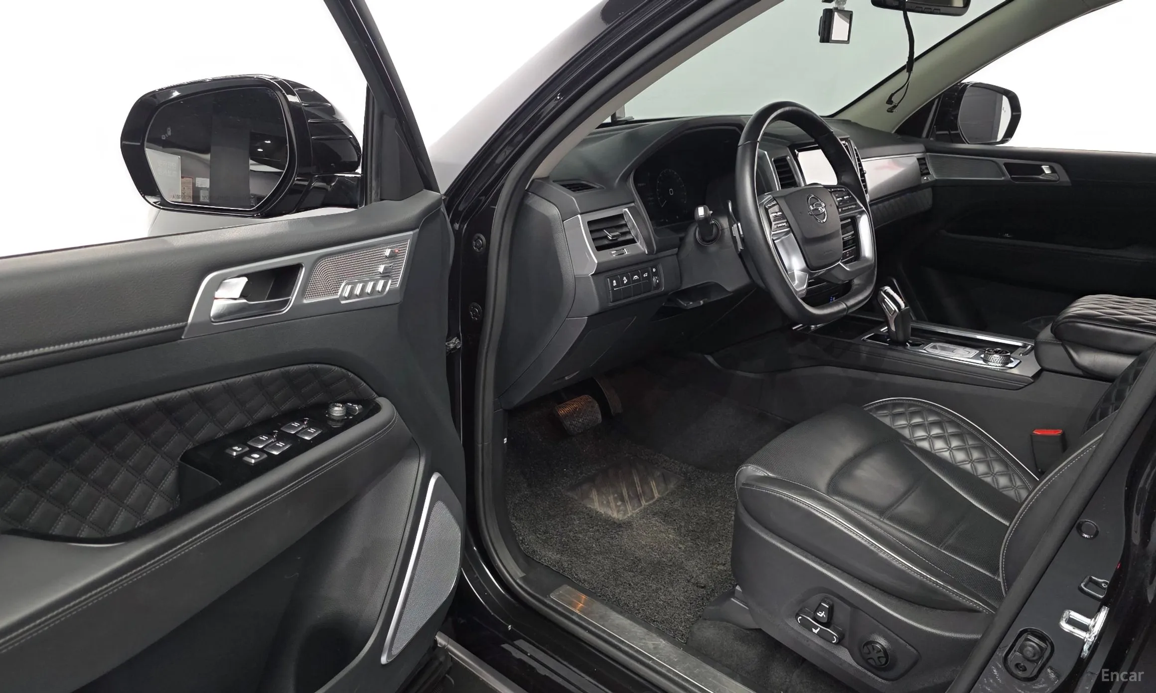 KG Mobility (SsangYong) Rexton превью 11