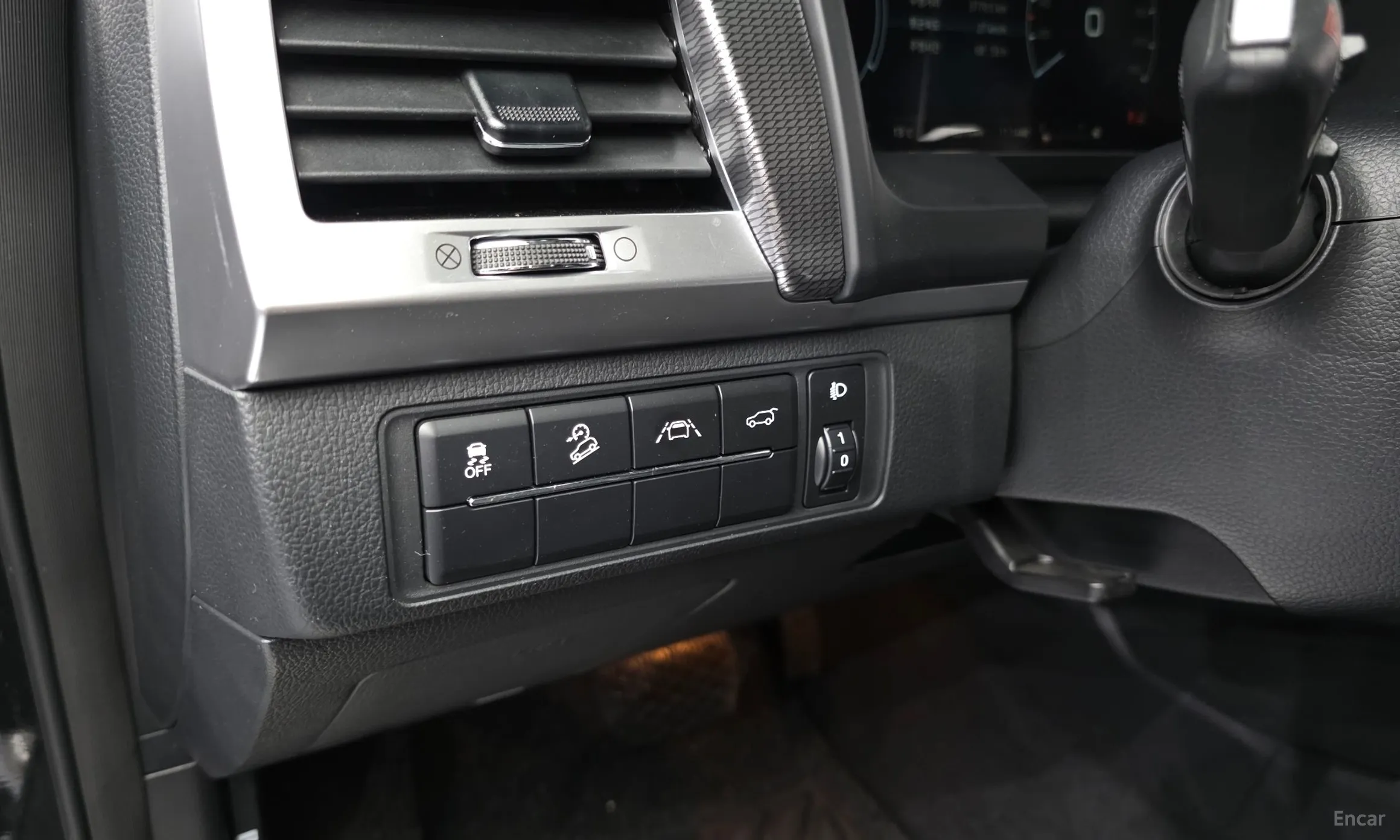 KG Mobility (SsangYong) Rexton превью 16