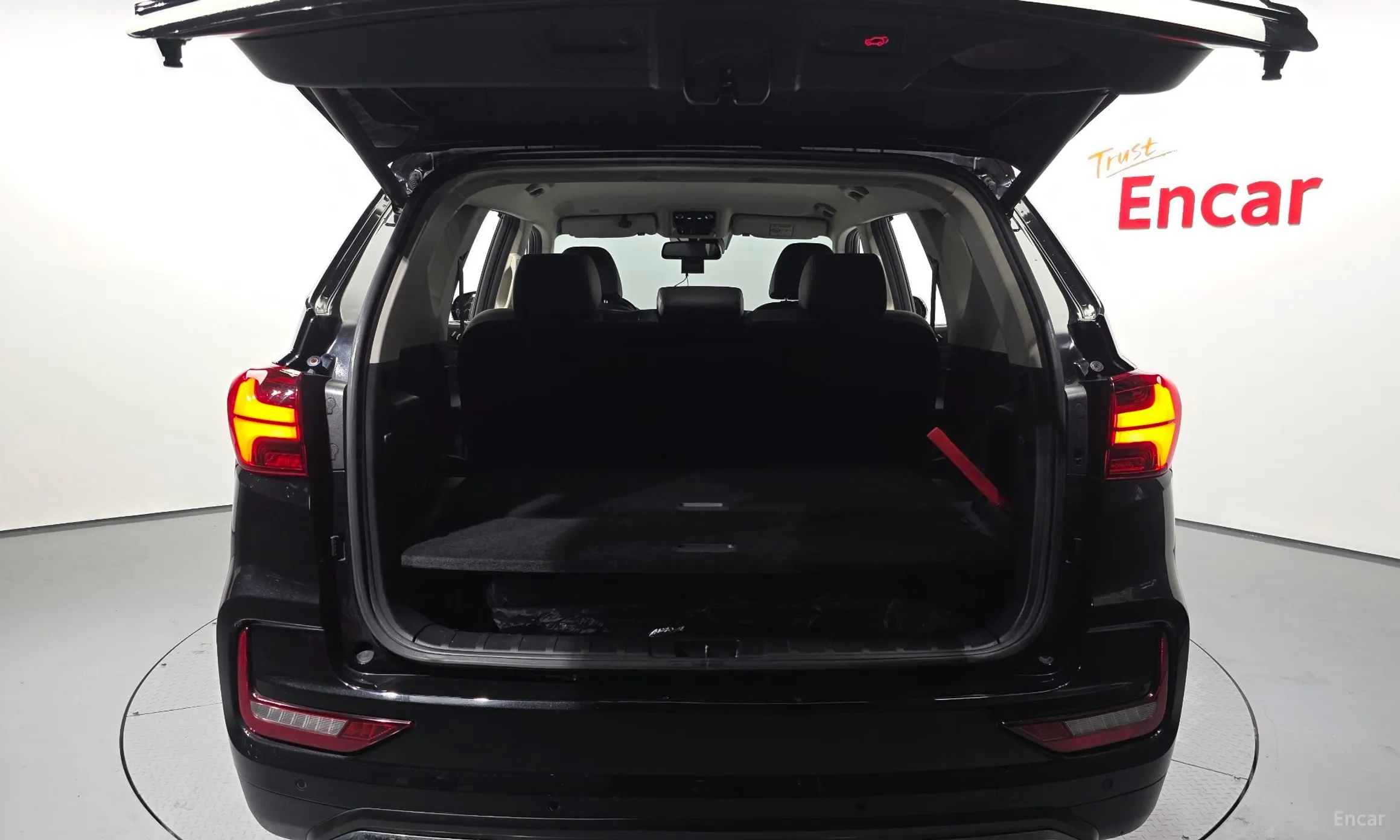 KG Mobility (SsangYong) Rexton превью 20