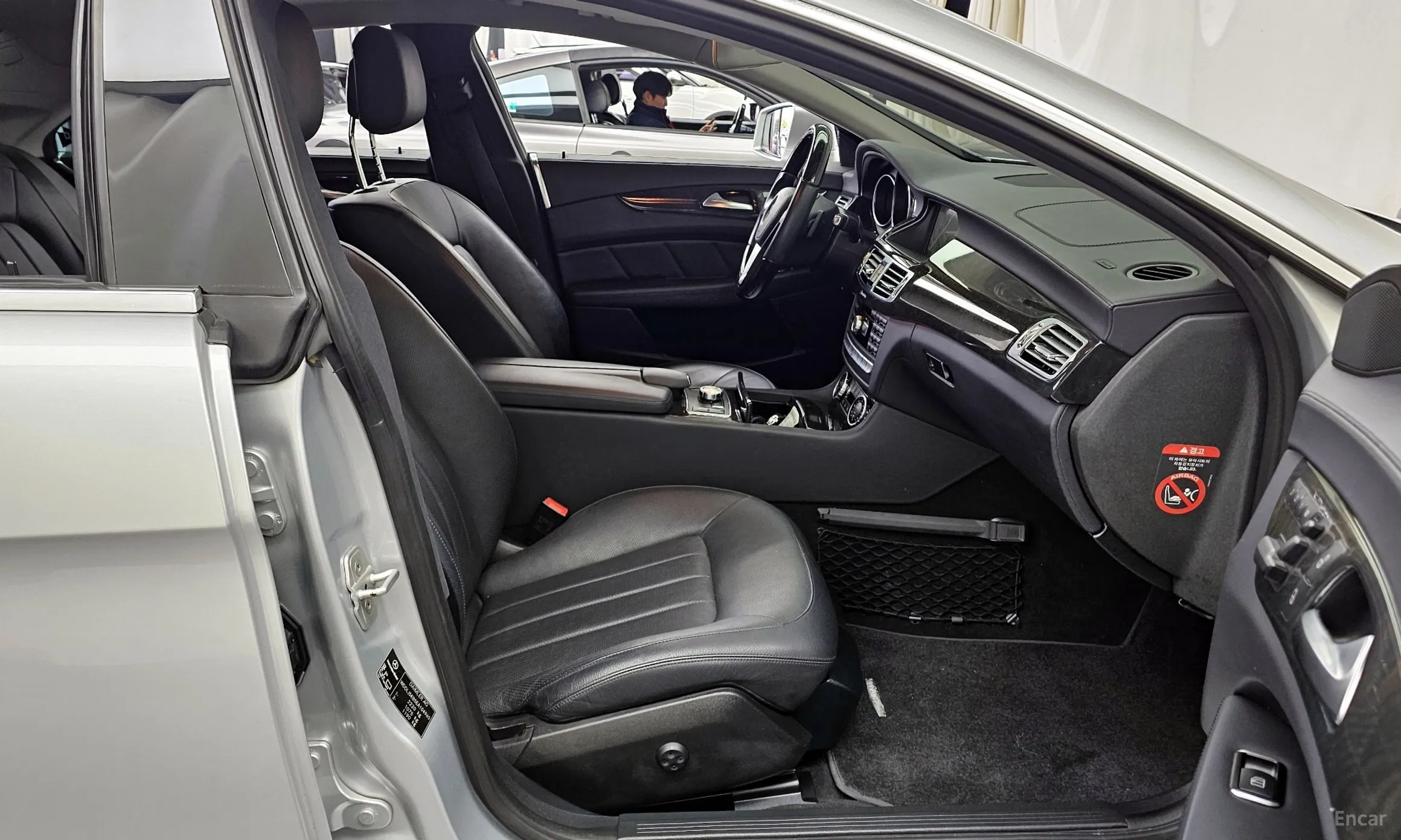 Mercedes Benz CLS-Class W218 превью 11