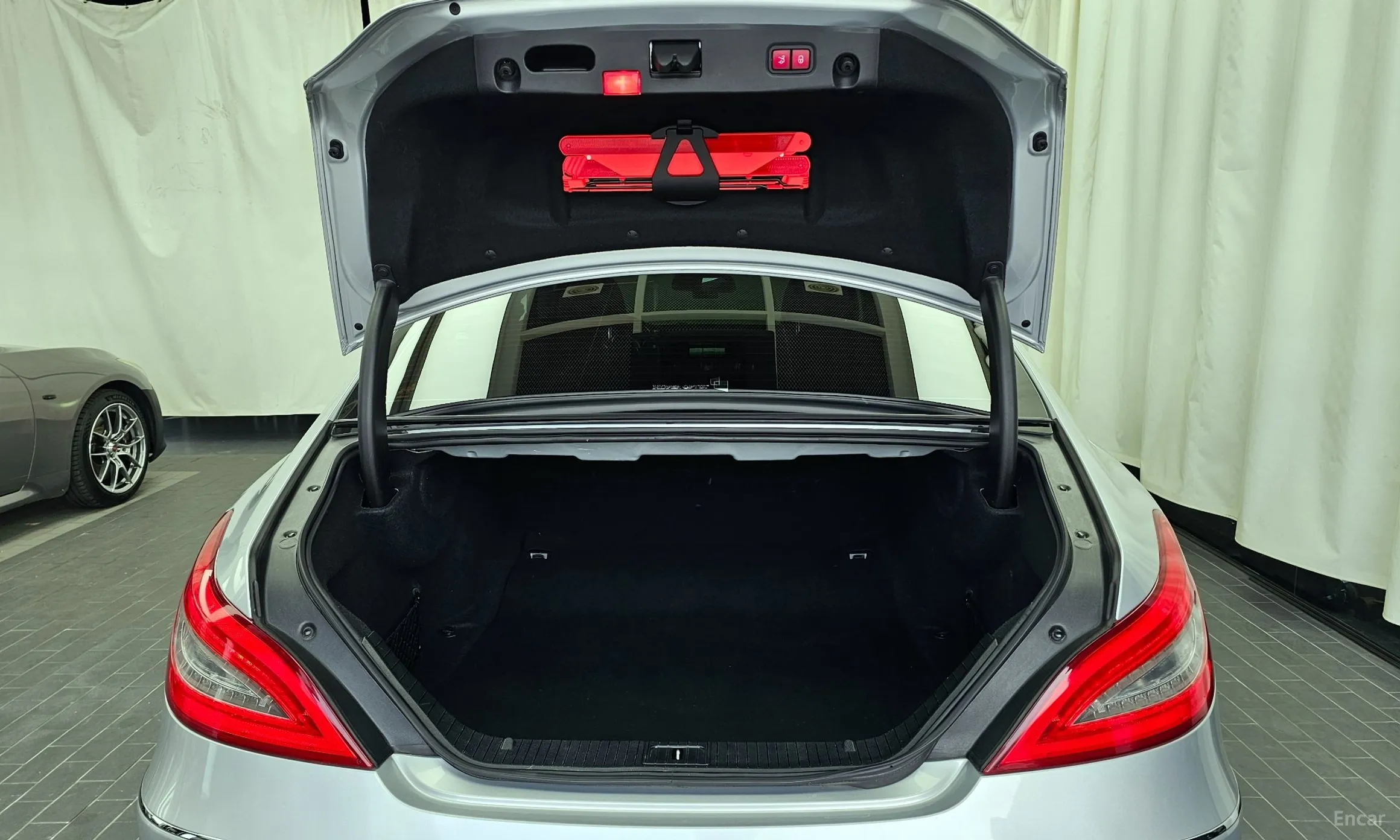 Mercedes Benz CLS-Class W218 превью 20