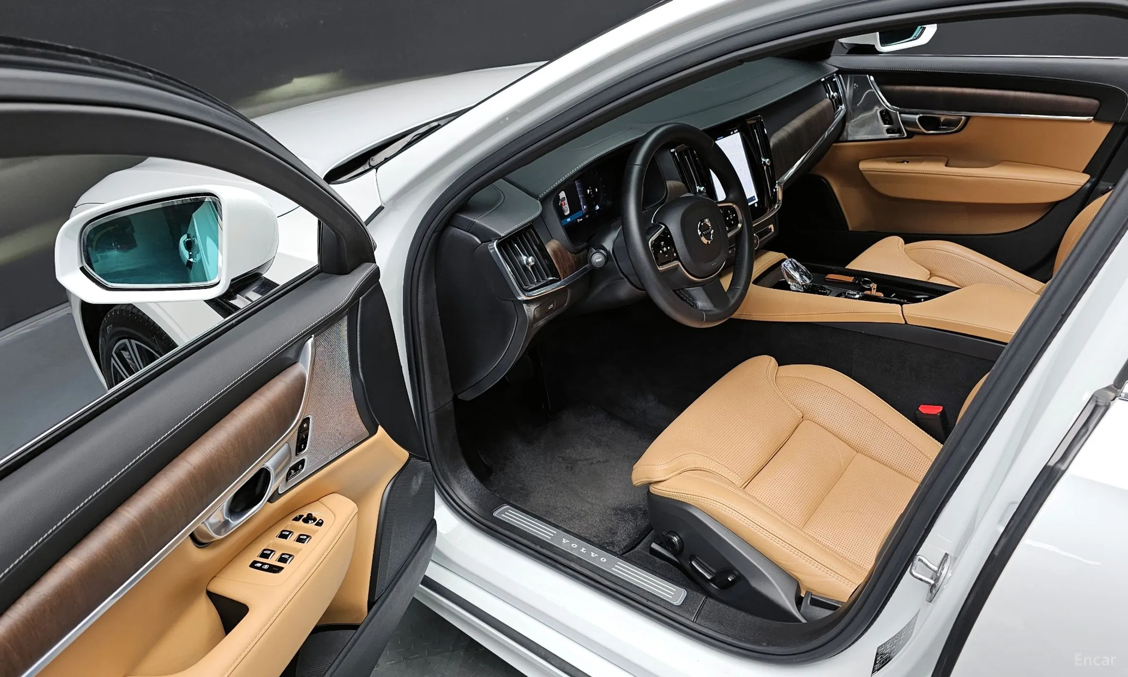 Volvo S90 превью 12