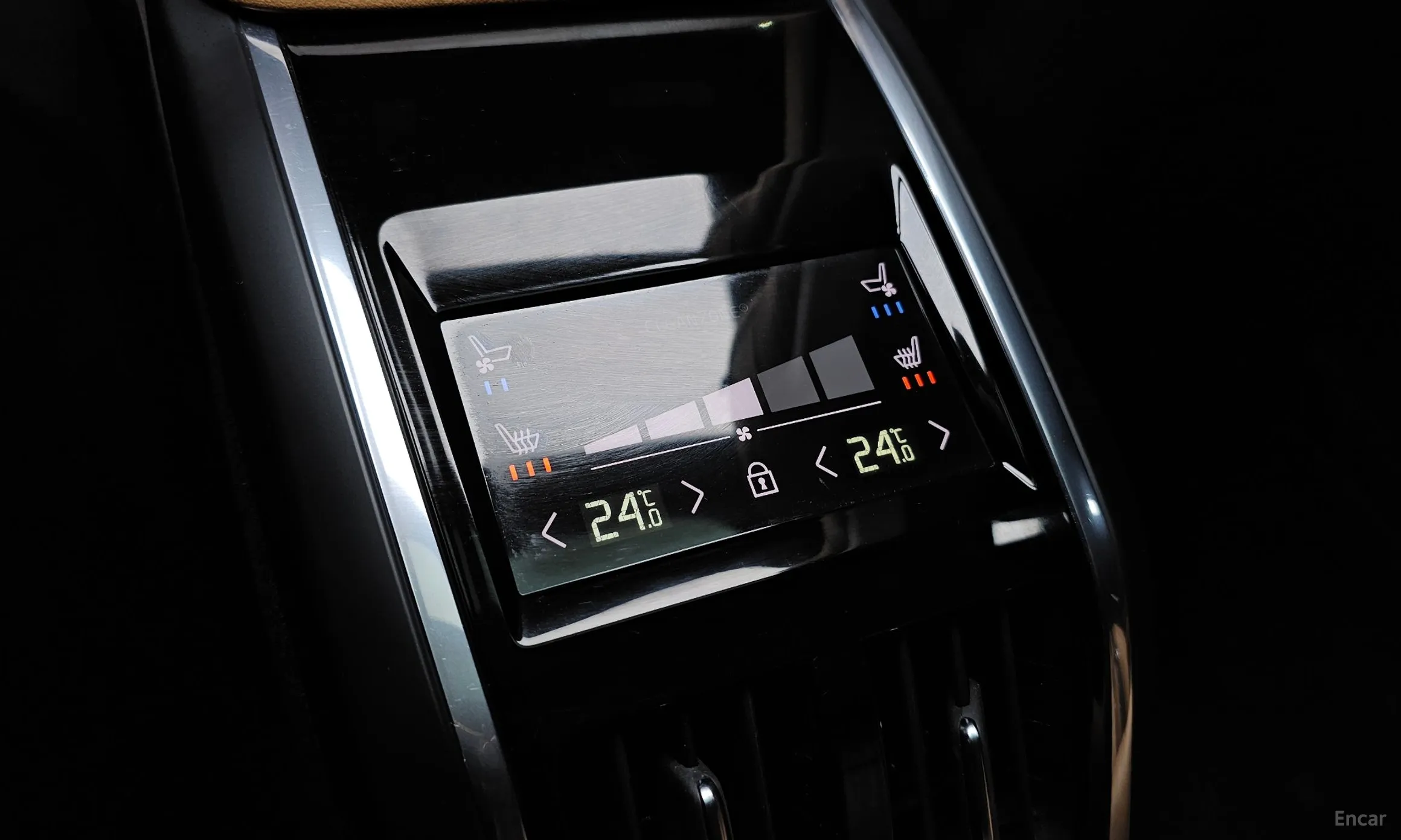 Volvo S90 превью 19