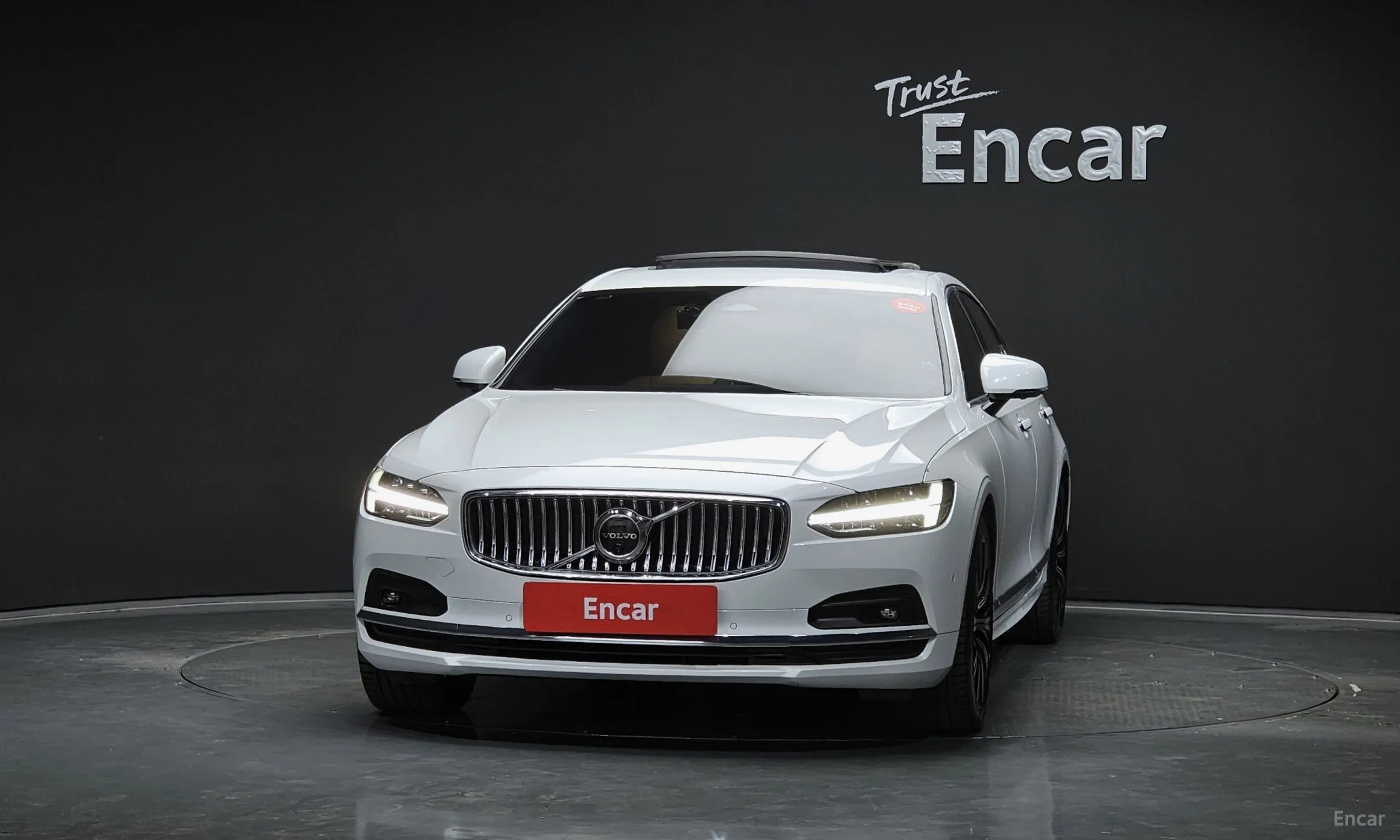 Volvo S90 превью 3