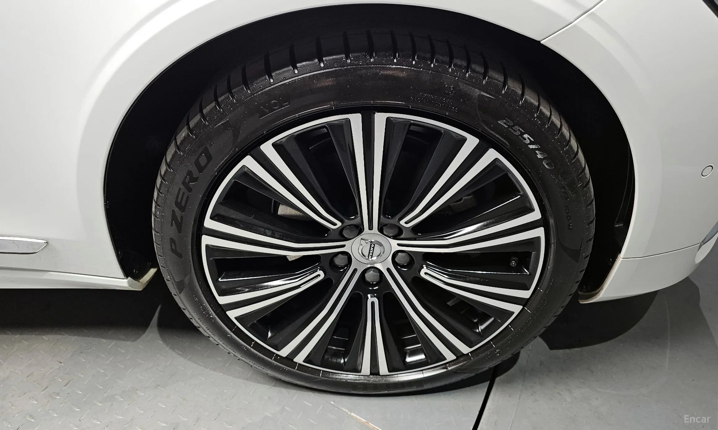 Volvo S90 превью 5