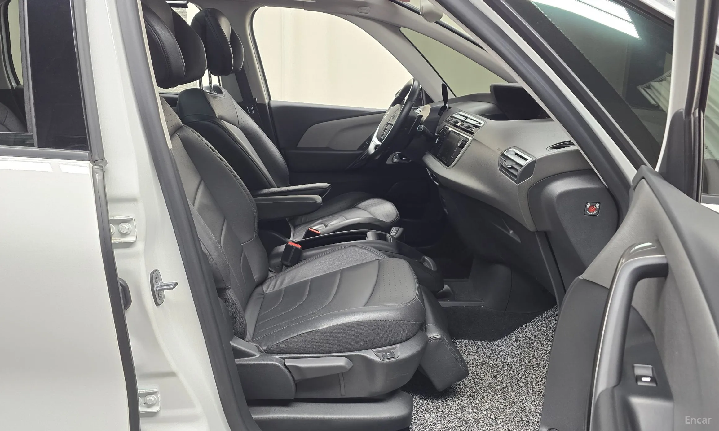 Citroën/DS Grand C4 Space Tourer превью 10