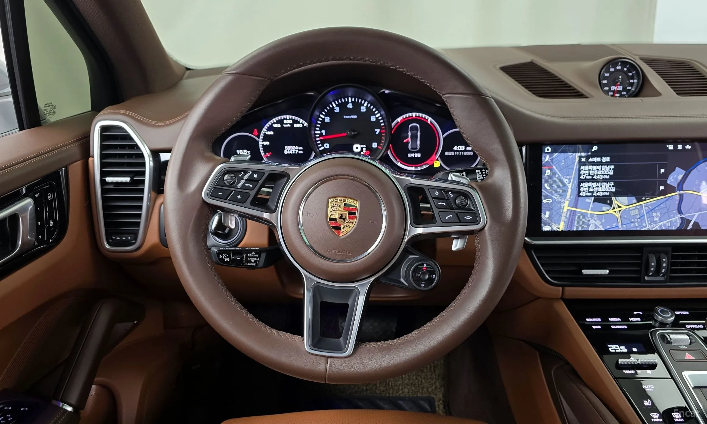Porsche Cayenne (PO536) превью 13
