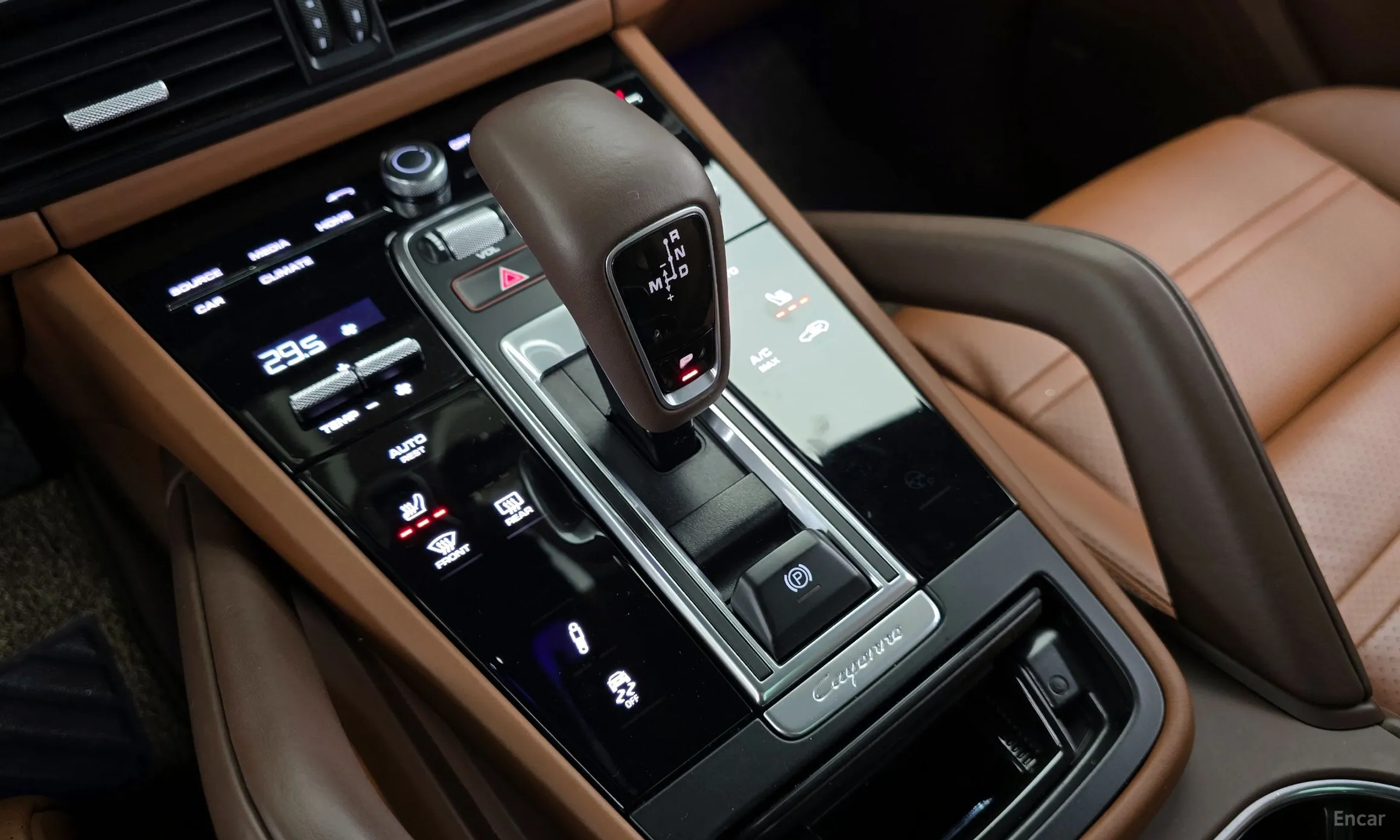 Porsche Cayenne (PO536) превью 9