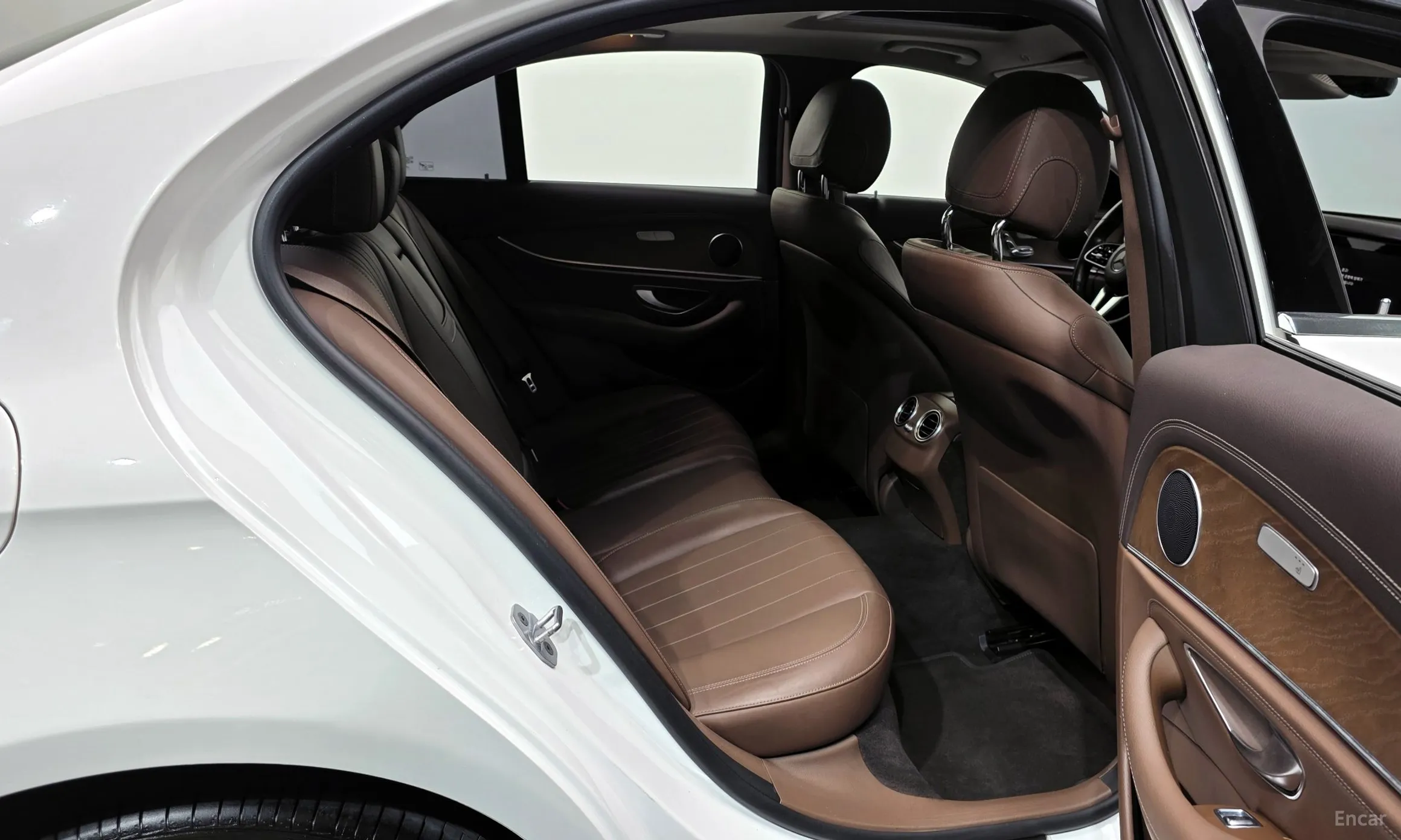 Mercedes Benz E-Class W213 превью 12
