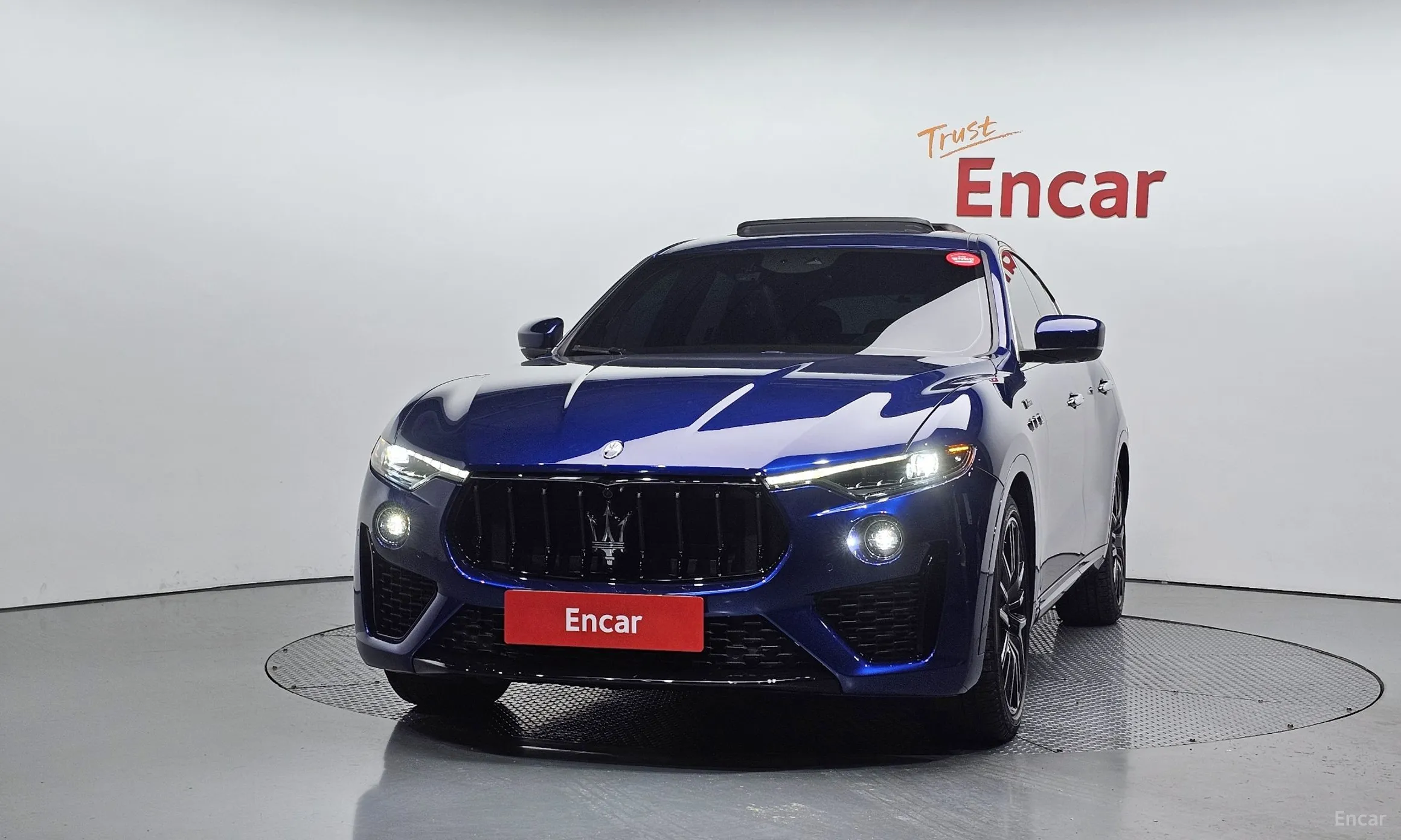 Maserati Levante превью 3