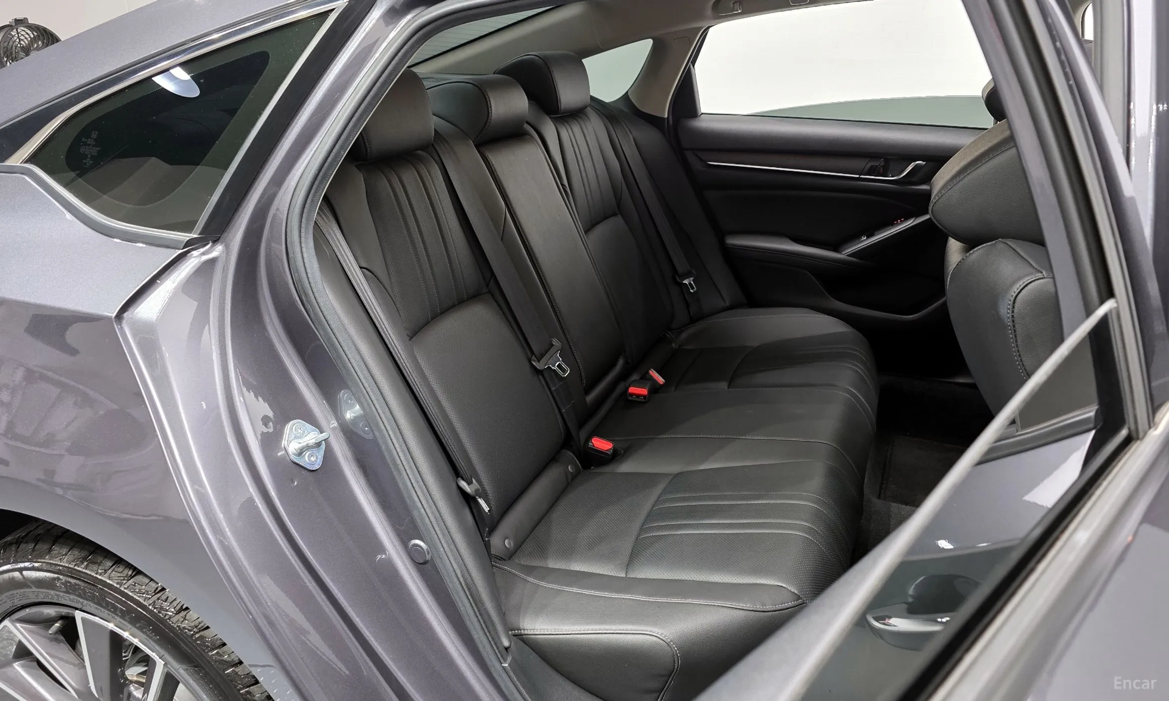 Honda Accord 10th Generation превью 12