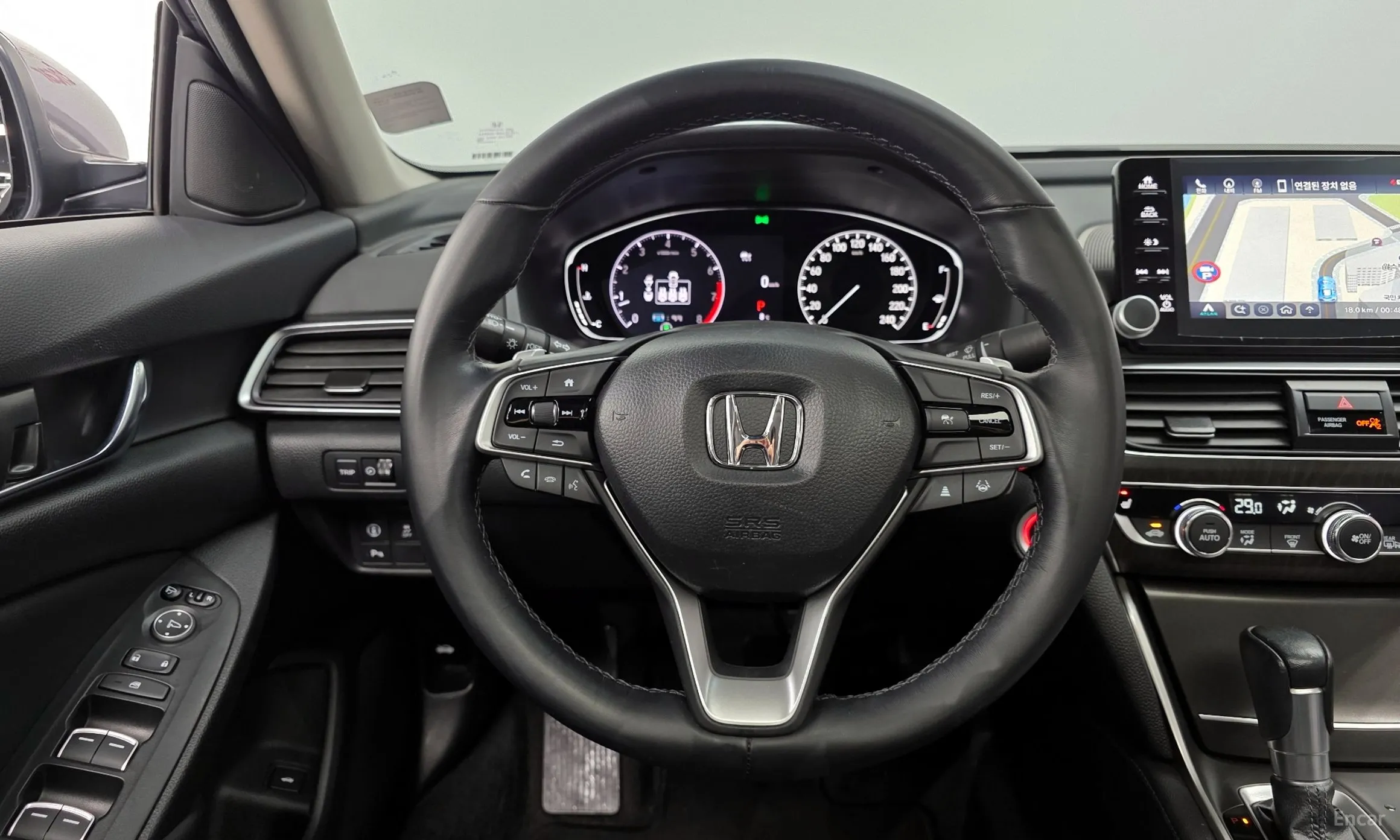 Honda Accord 10th Generation превью 13