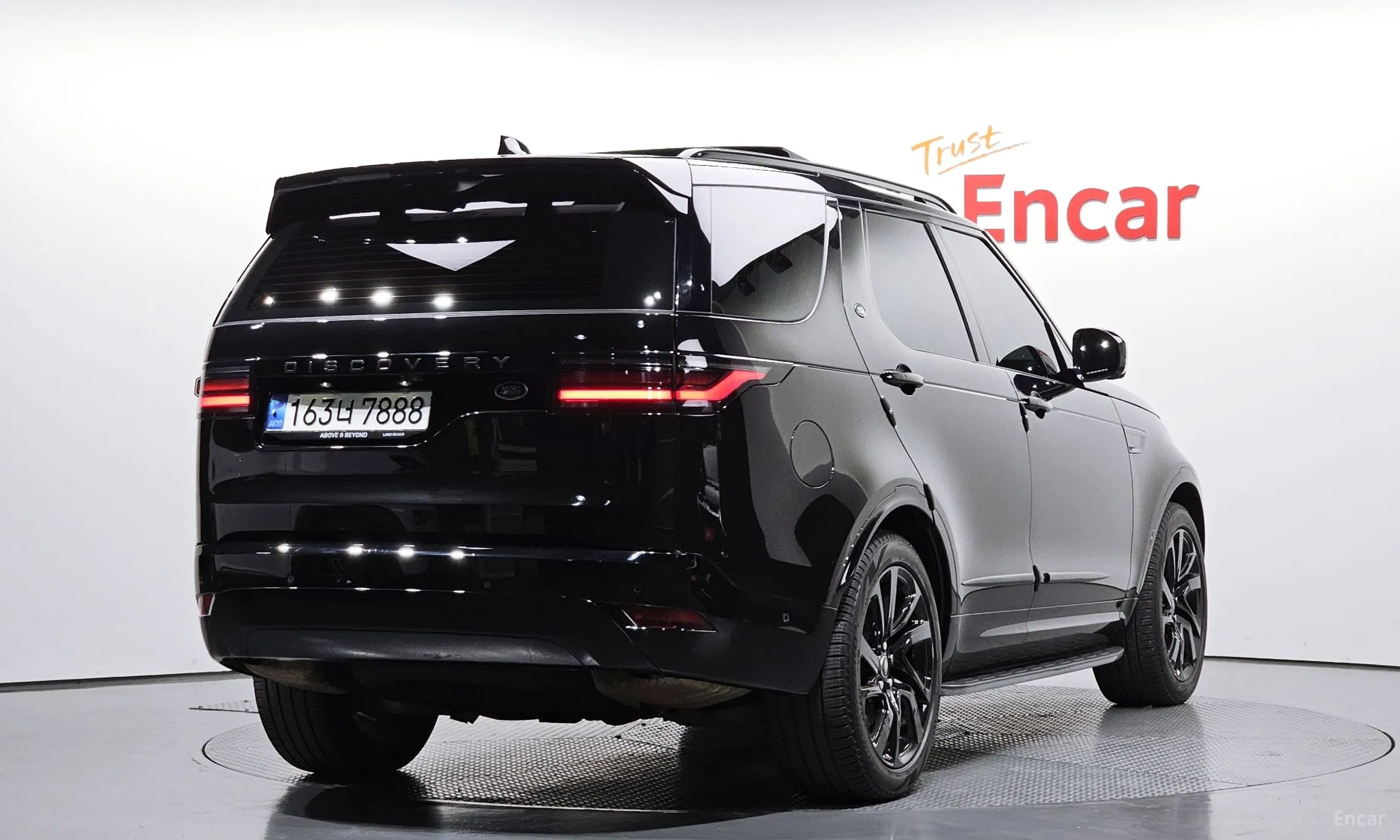 Land Rover Discovery 5 превью 2