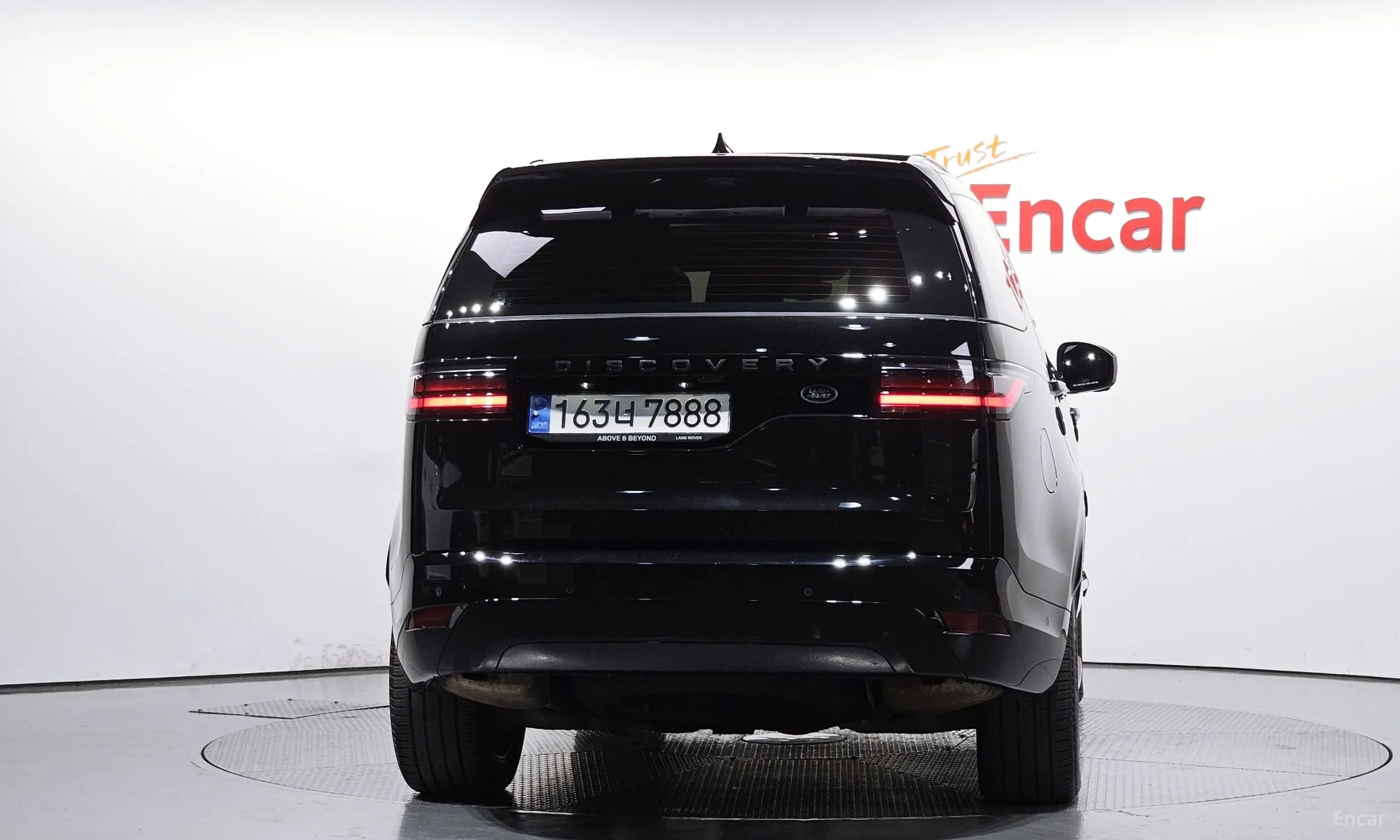 Land Rover Discovery 5 превью 4
