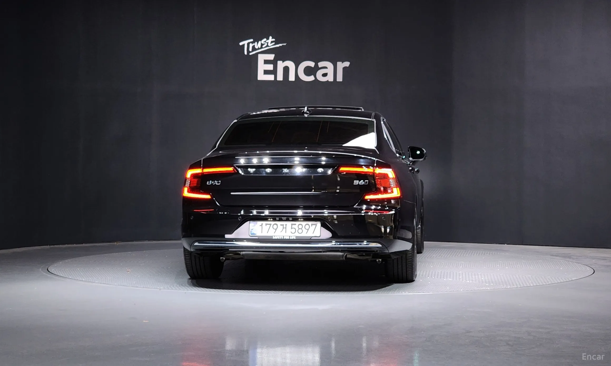 Volvo S90 превью 4