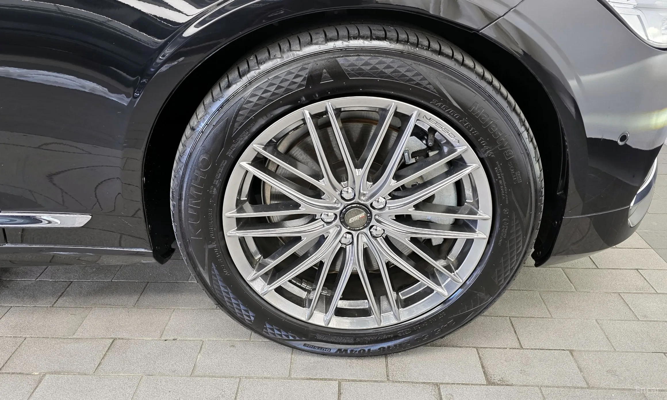Volvo S90 превью 5