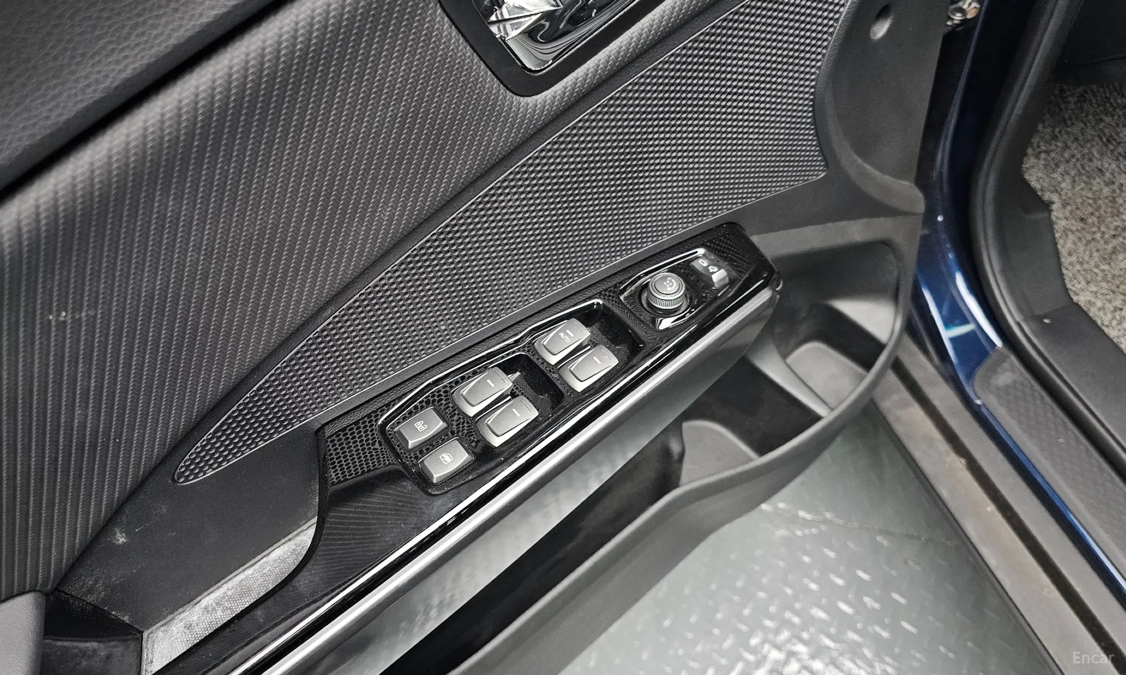 KG Mobility (SsangYong) Berry New Tivoli превью 13