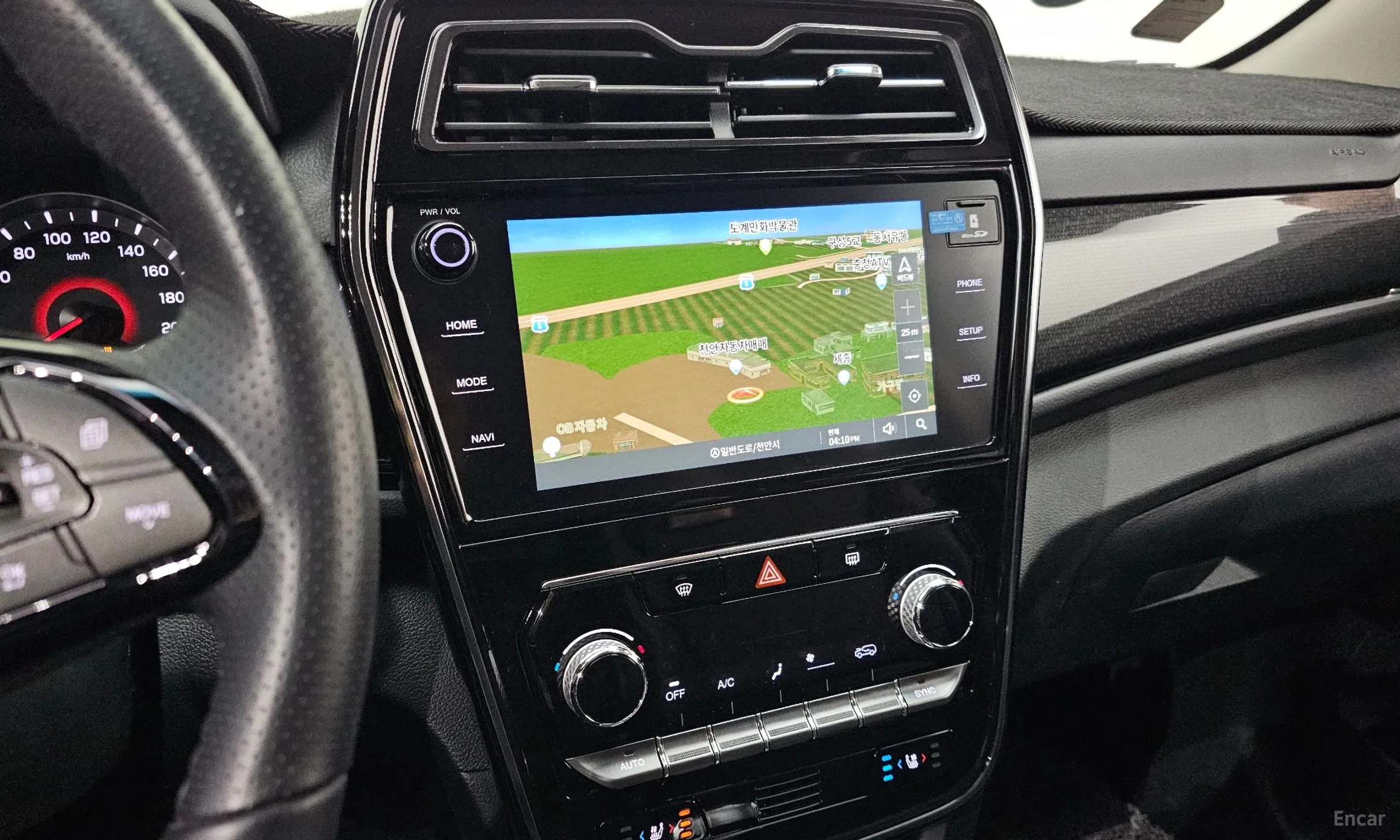 KG Mobility (SsangYong) Berry New Tivoli превью 16