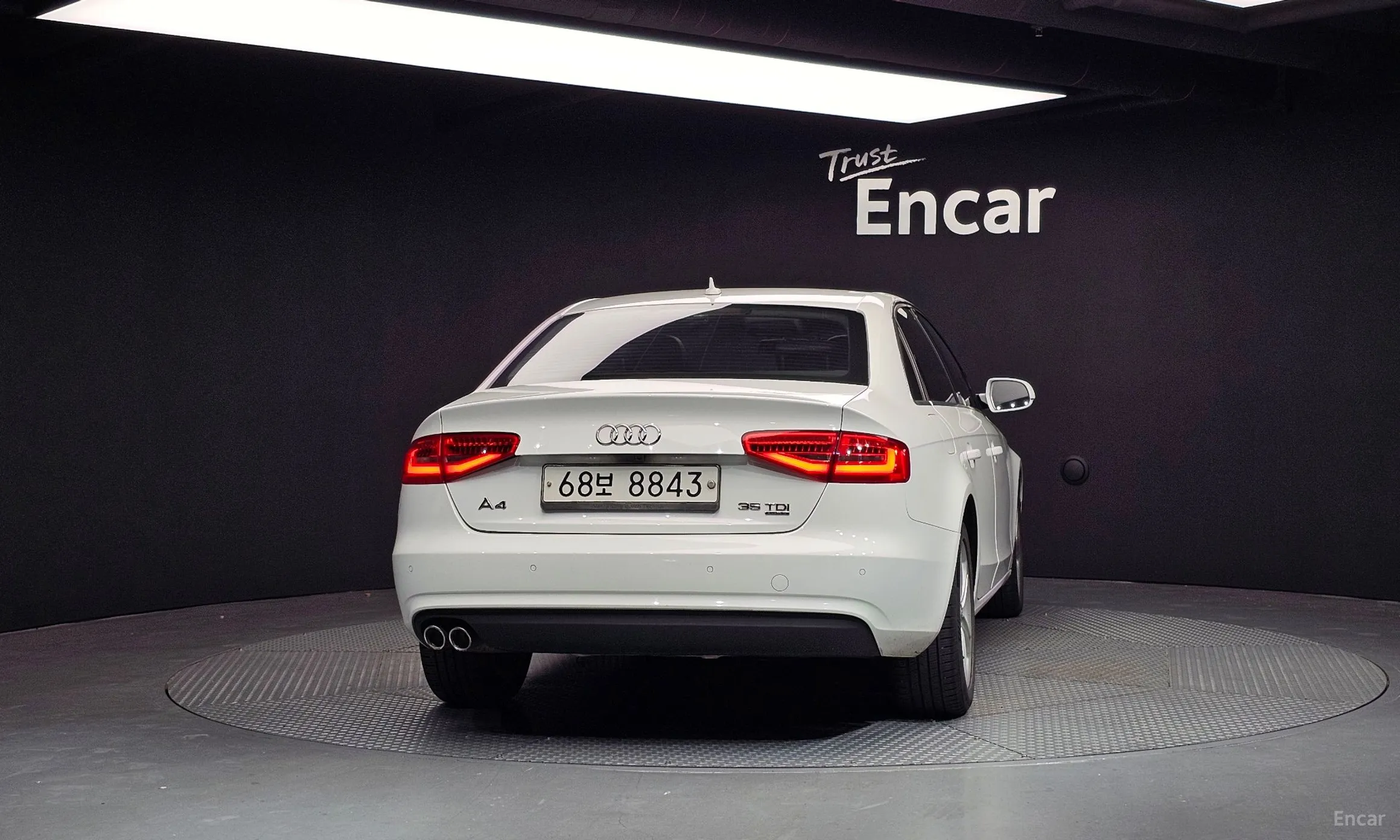 Audi New A4 превью 4