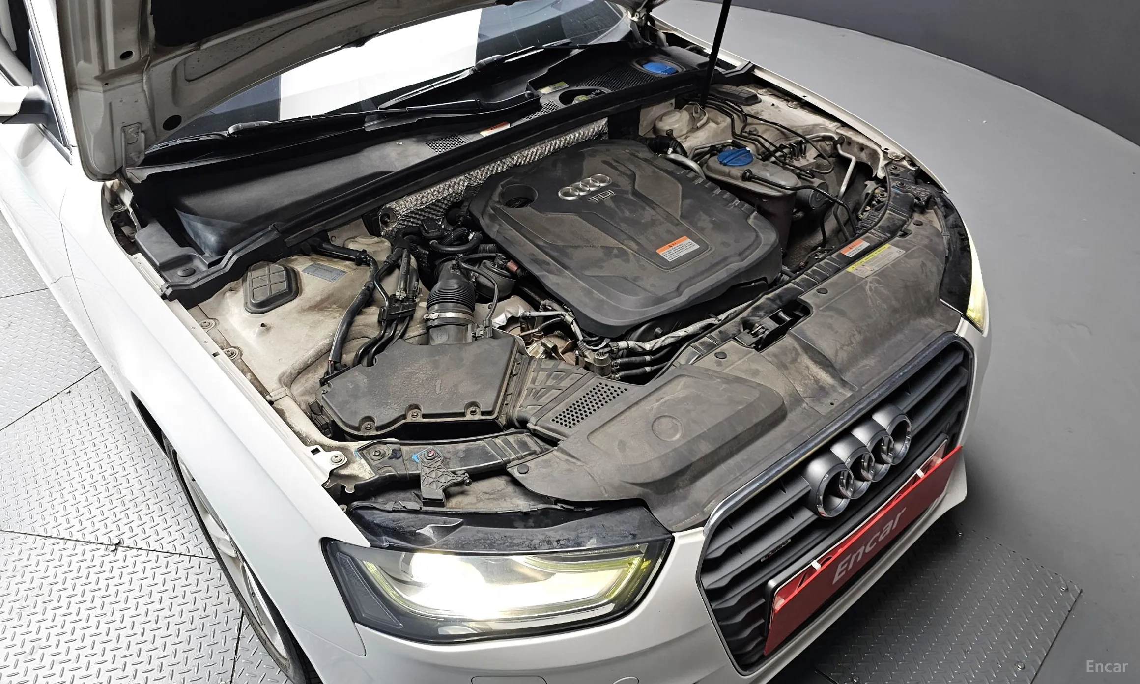 Audi New A4 превью 6