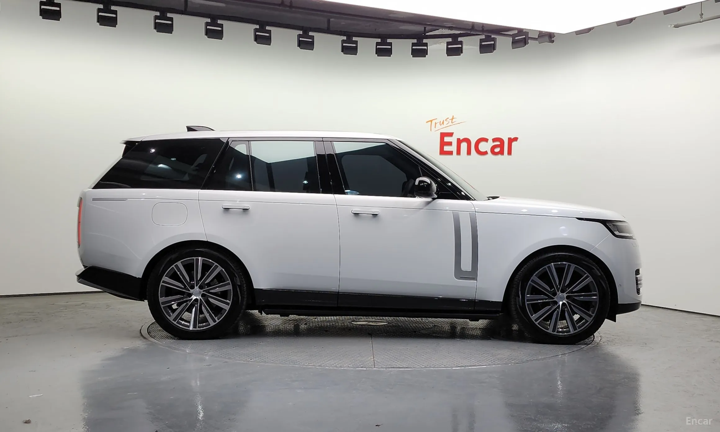 Land Rover Range Rover 5th Generation превью 6