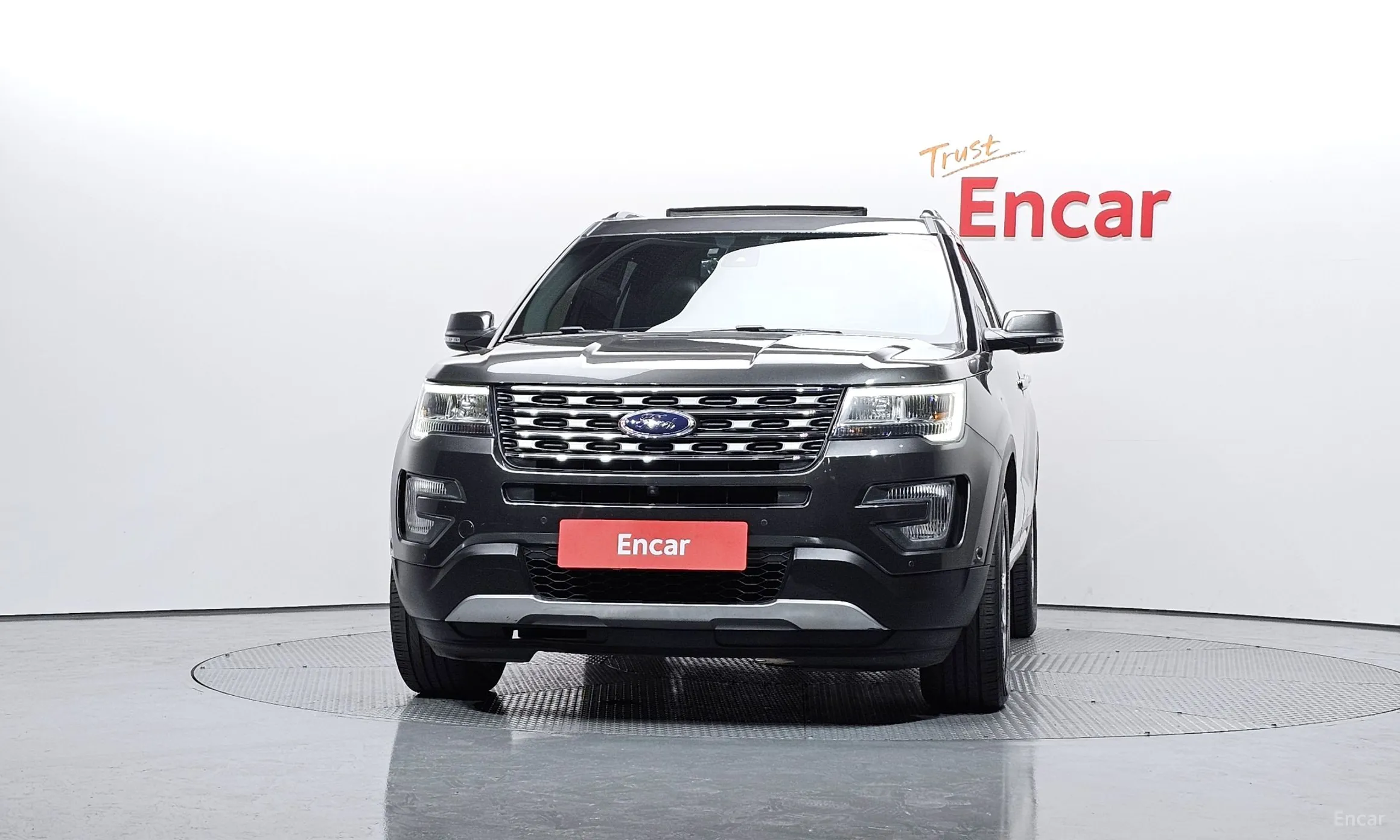 Ford Explorer превью 3
