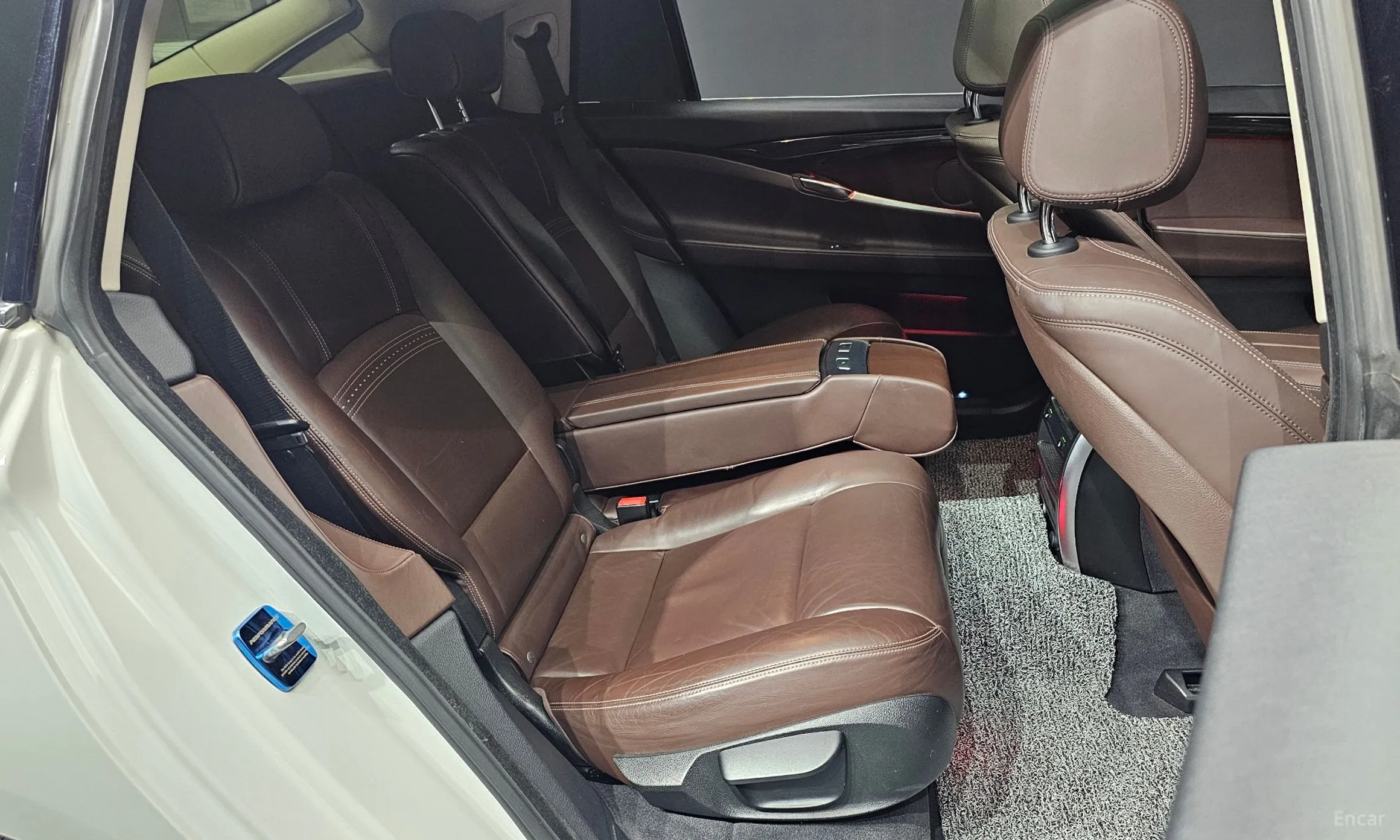 BMW 5 Series GT (F07) превью 12