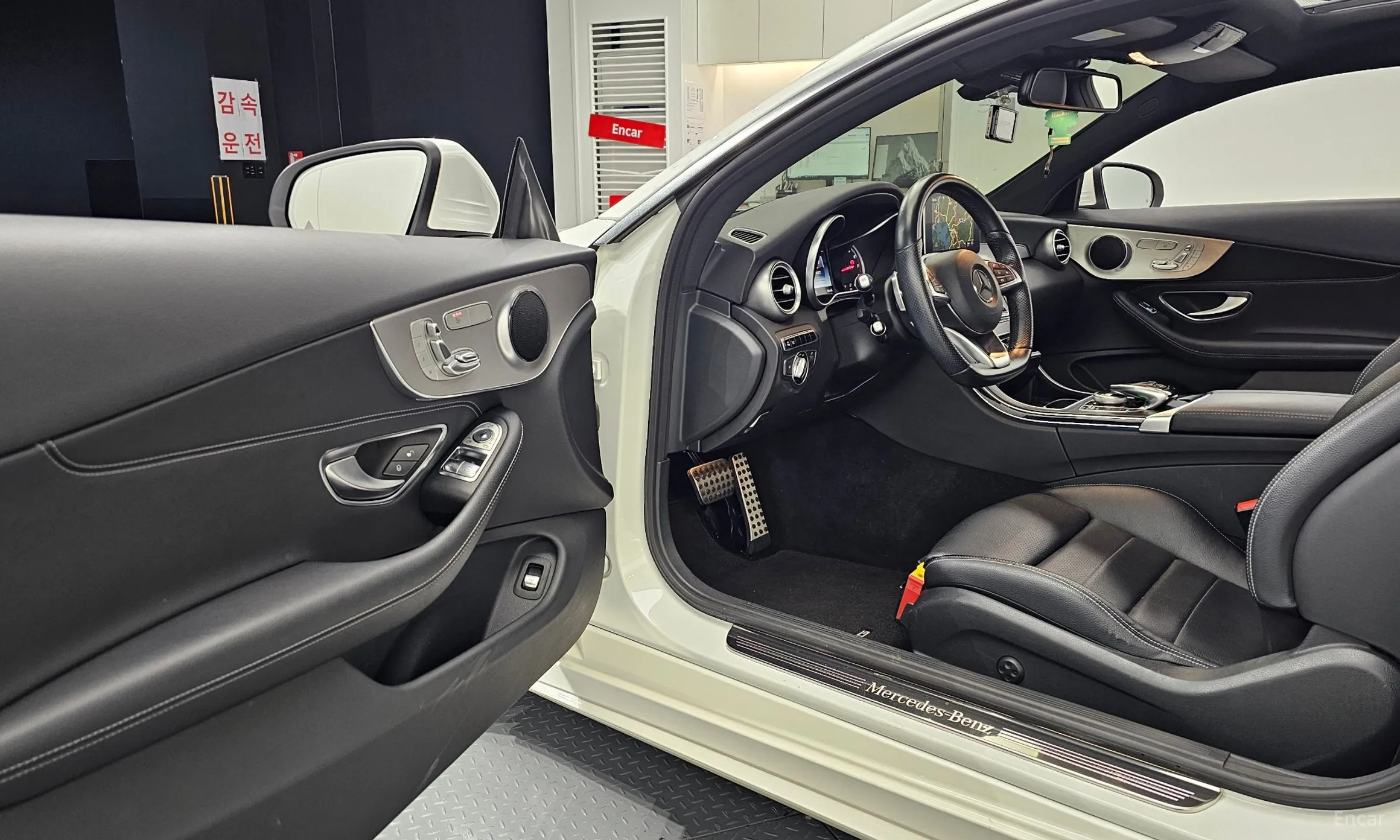 Mercedes Benz C-Class W205 превью 11