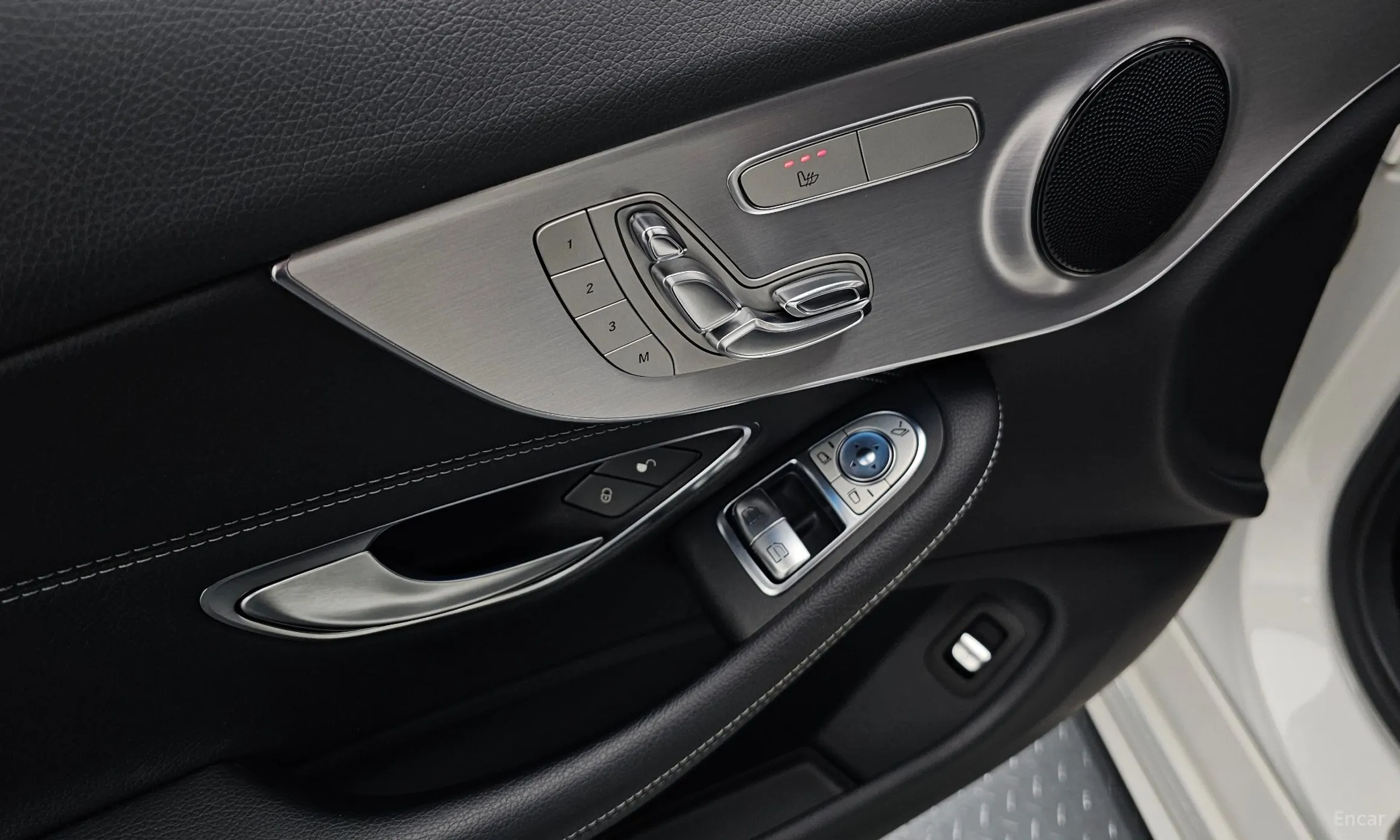 Mercedes Benz C-Class W205 превью 16