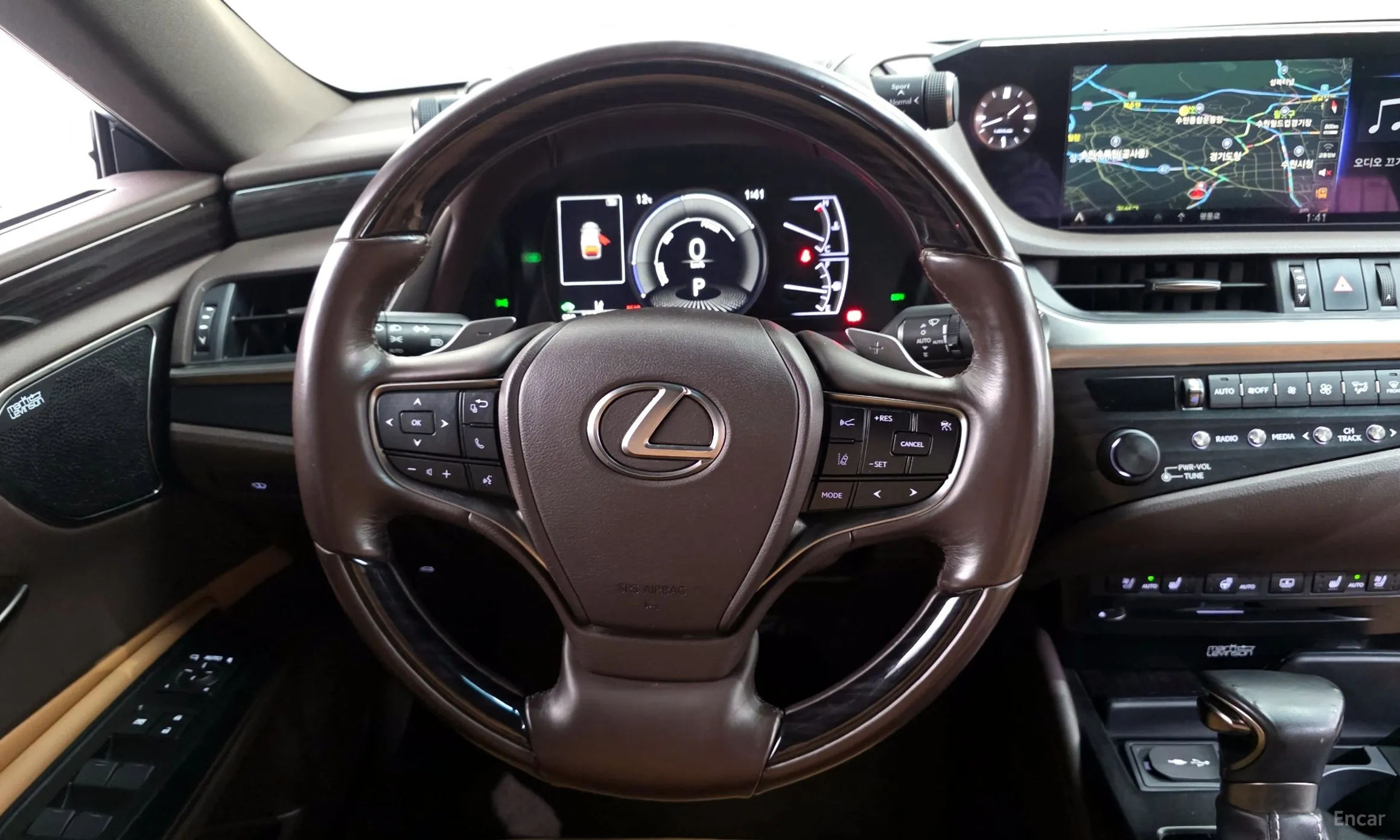 Lexus ES300h 7th Generation превью 13