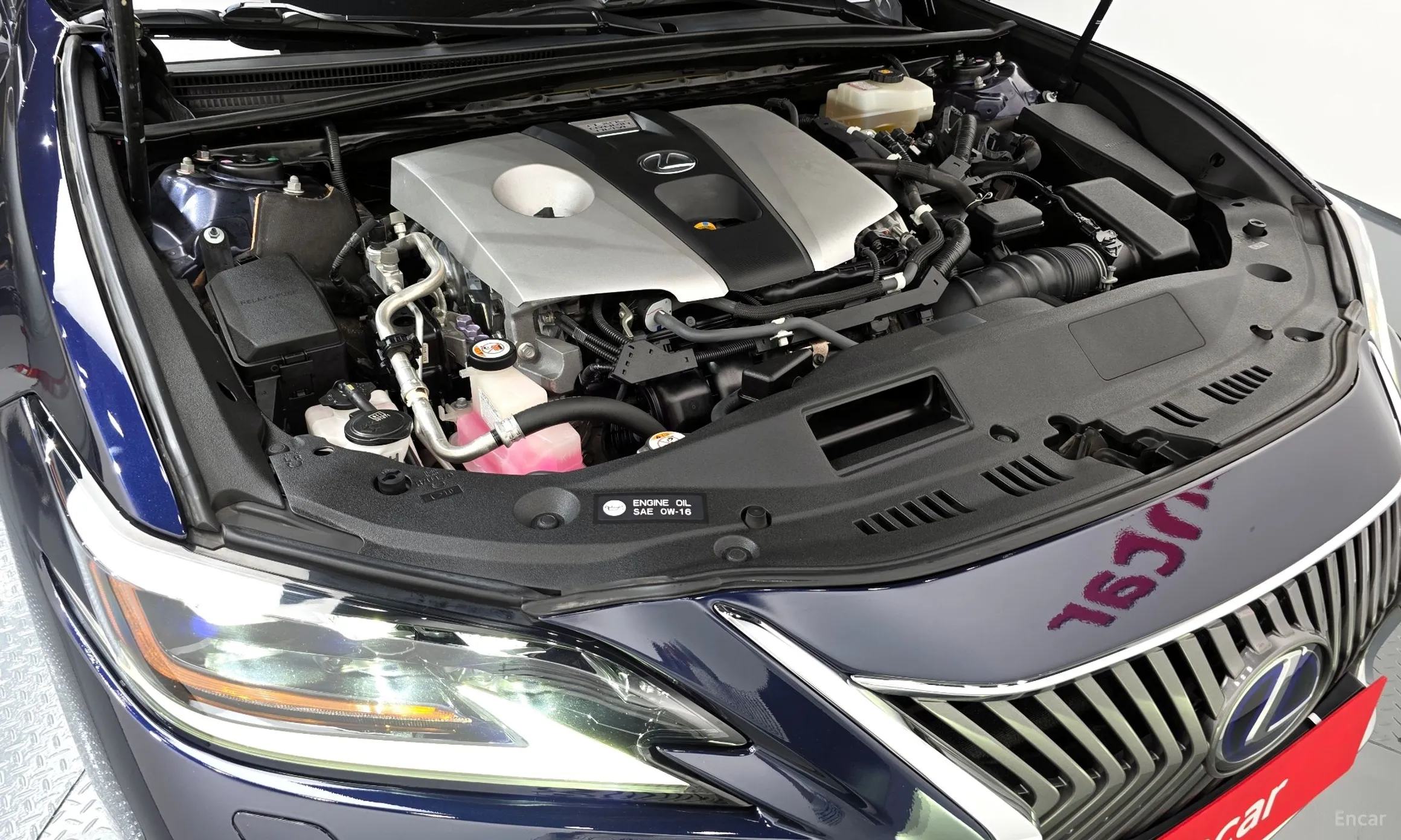 Lexus ES300h 7th Generation превью 6
