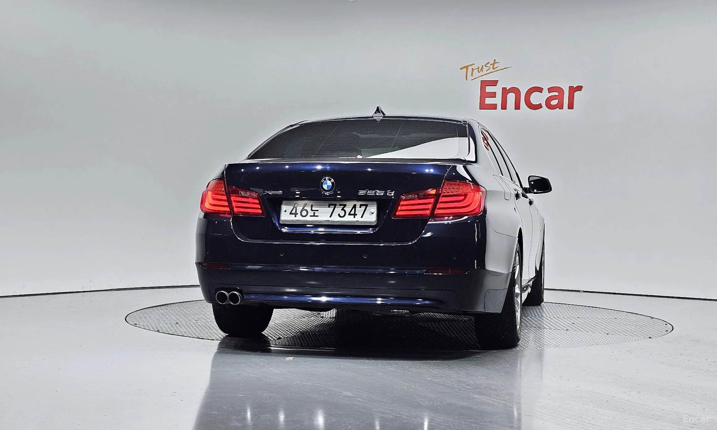 BMW 5 Series (F10) превью 4
