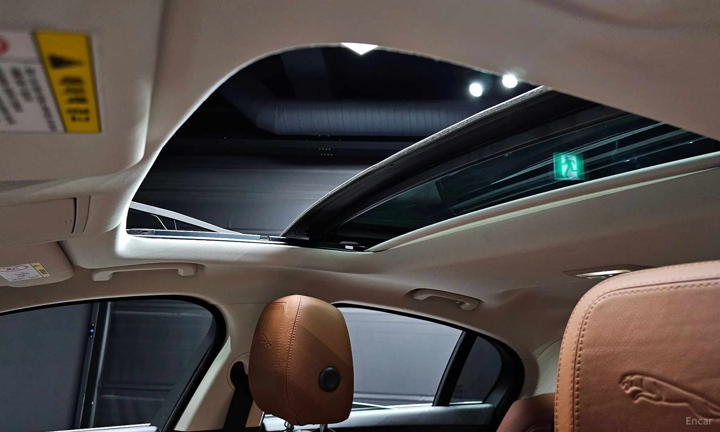 Jaguar XE превью 19