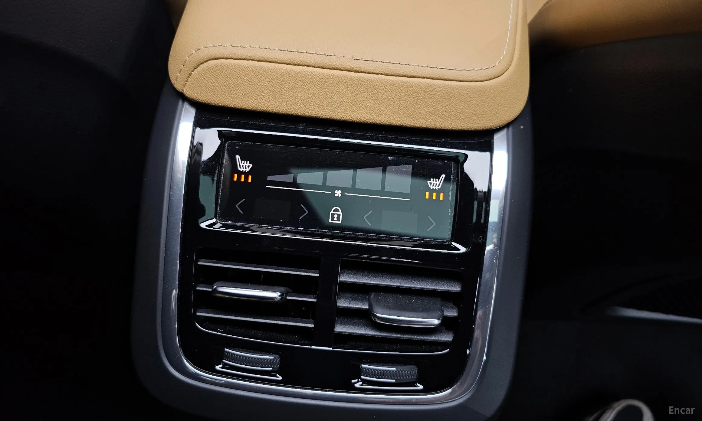 Volvo XC60 Gen 2 превью 18