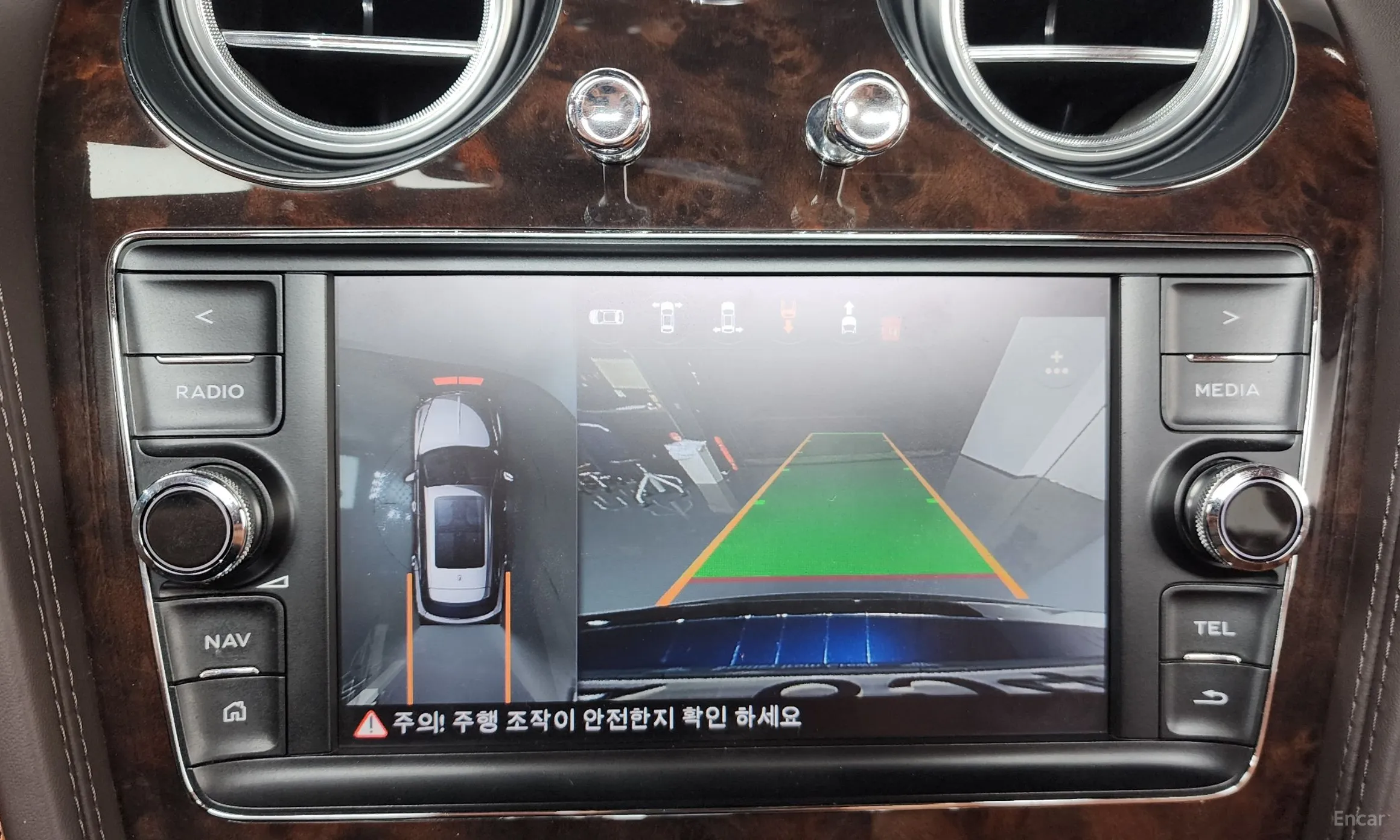 Bentley Bentayga превью 15