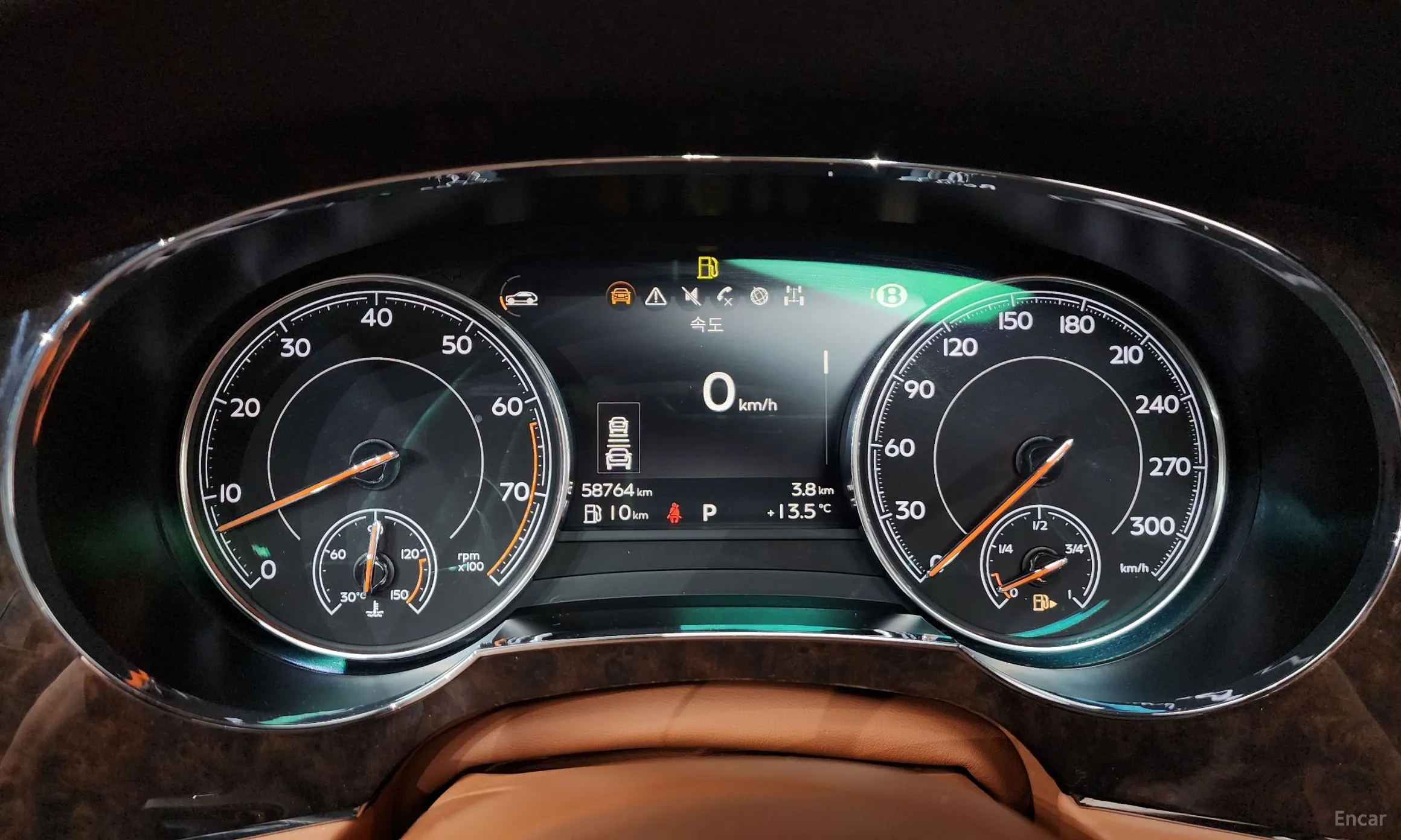 Bentley Bentayga превью 8