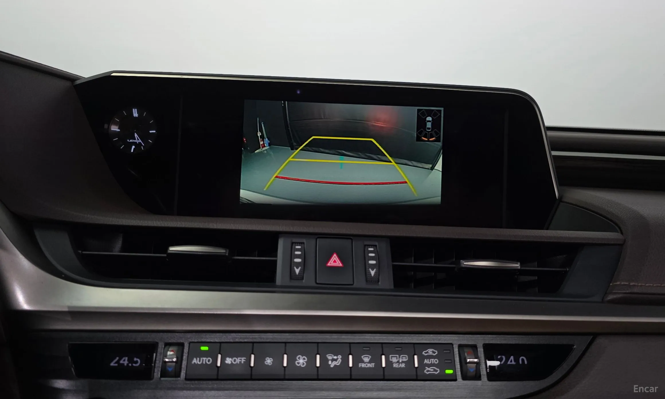 Lexus ES300h 7th Generation превью 15