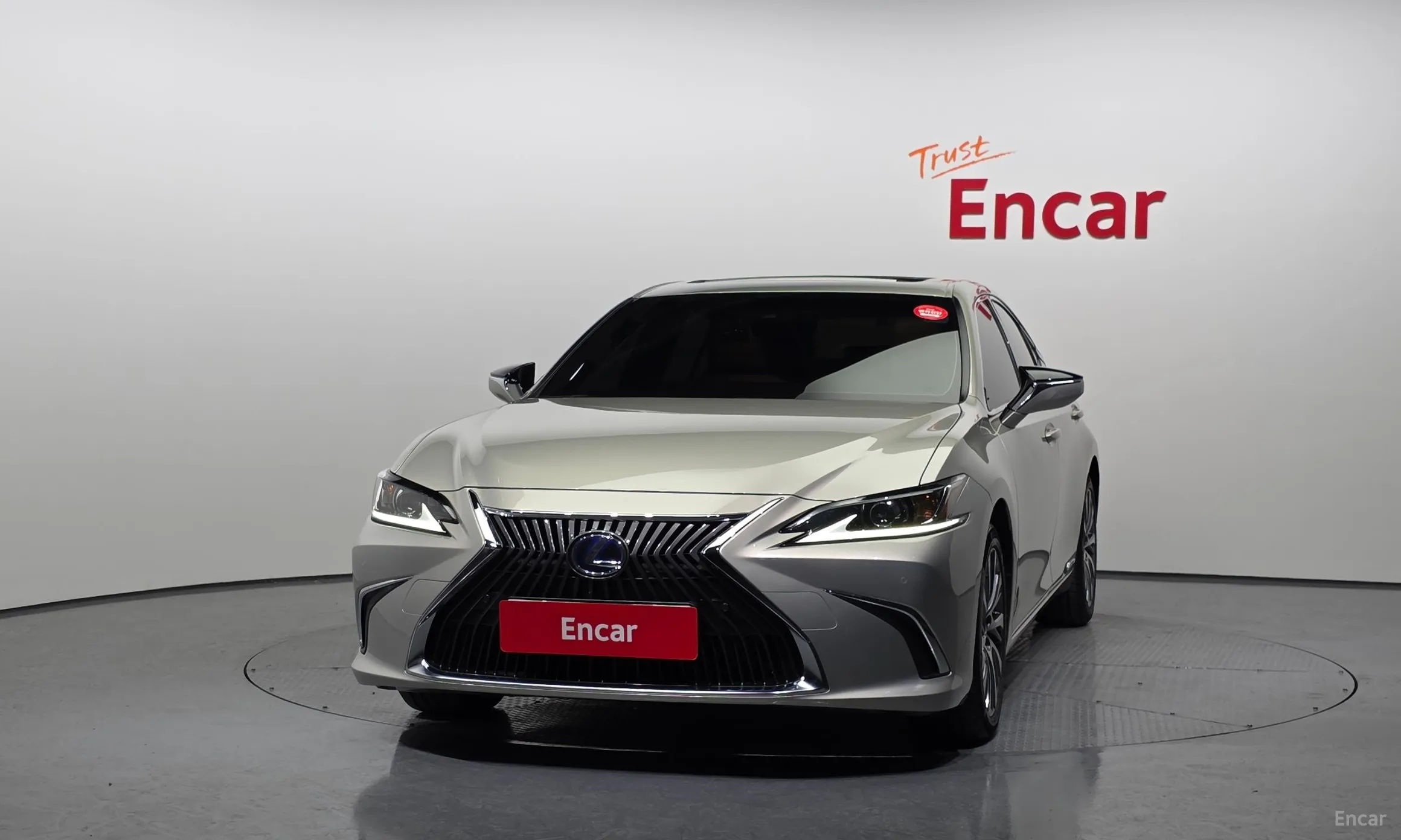 Lexus ES300h 7th Generation превью 3