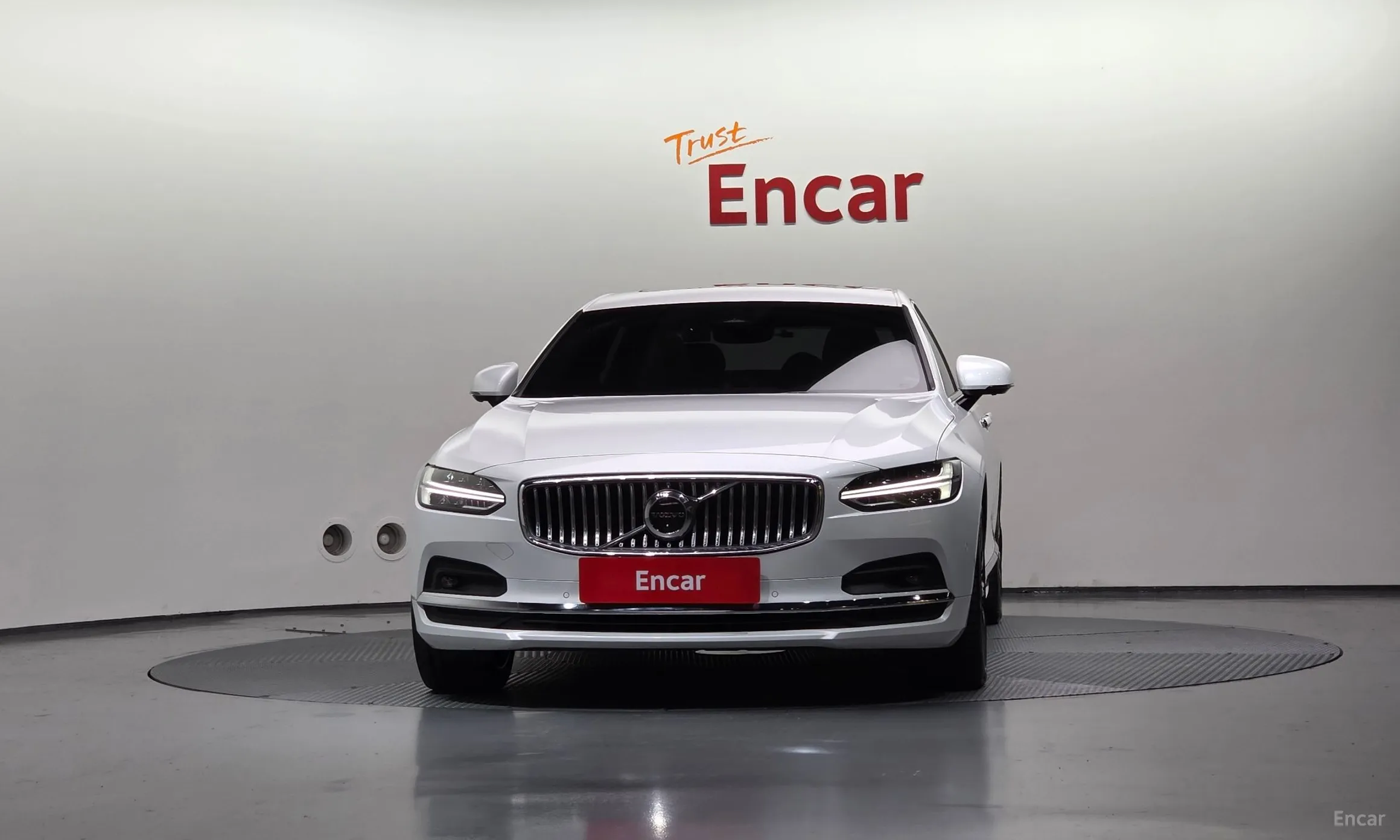 Volvo S90 превью 3