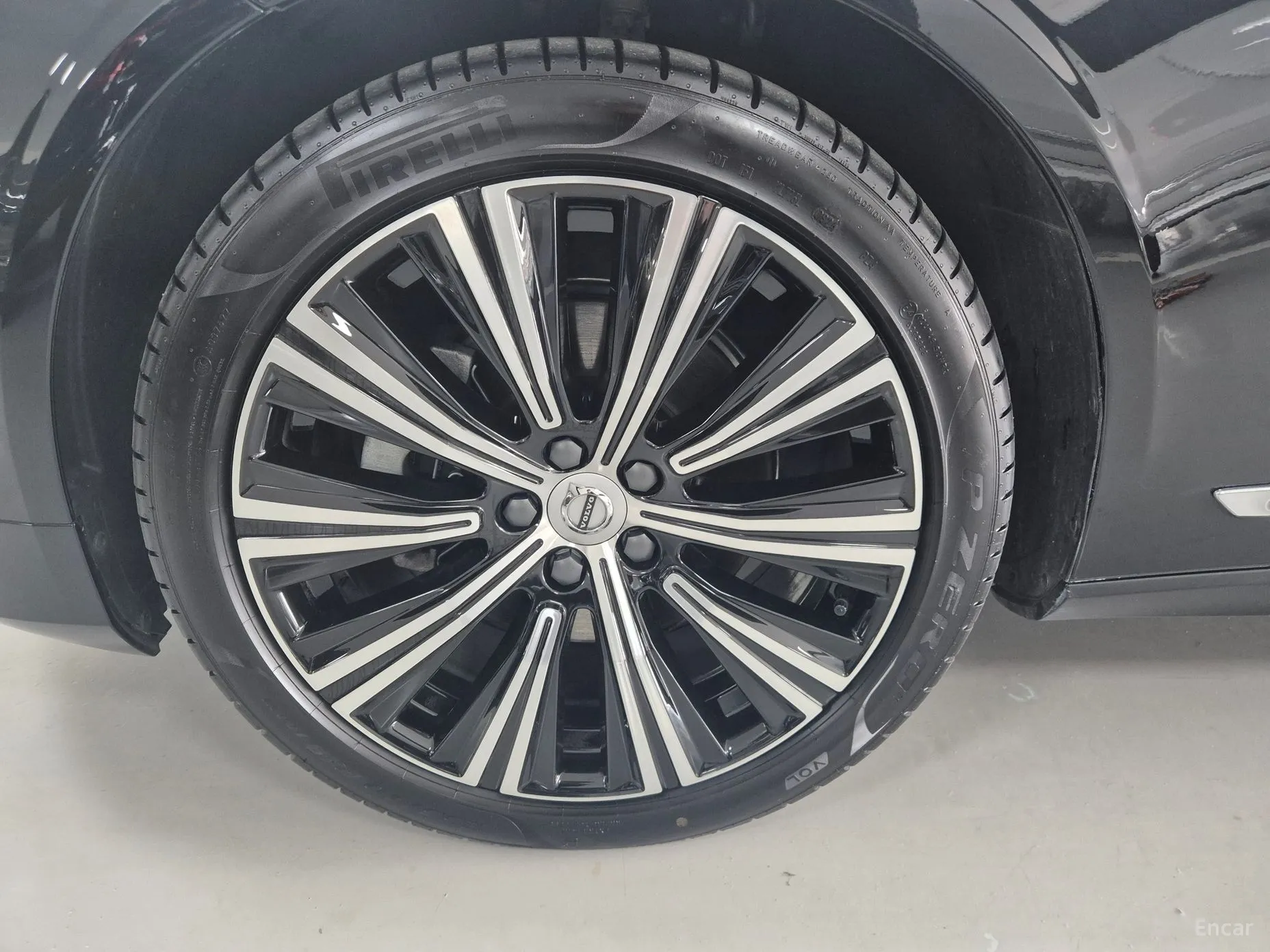 Volvo S90 превью 5