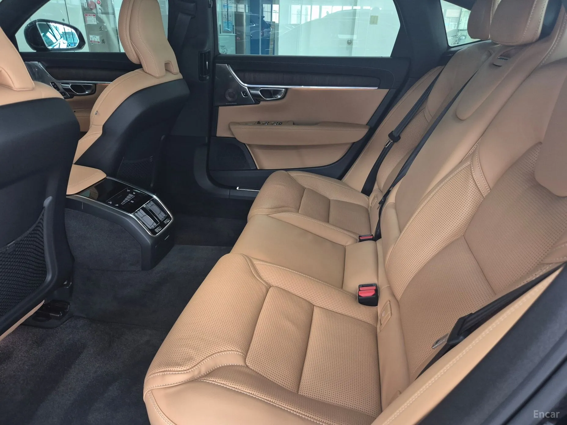 Volvo S90 превью 9