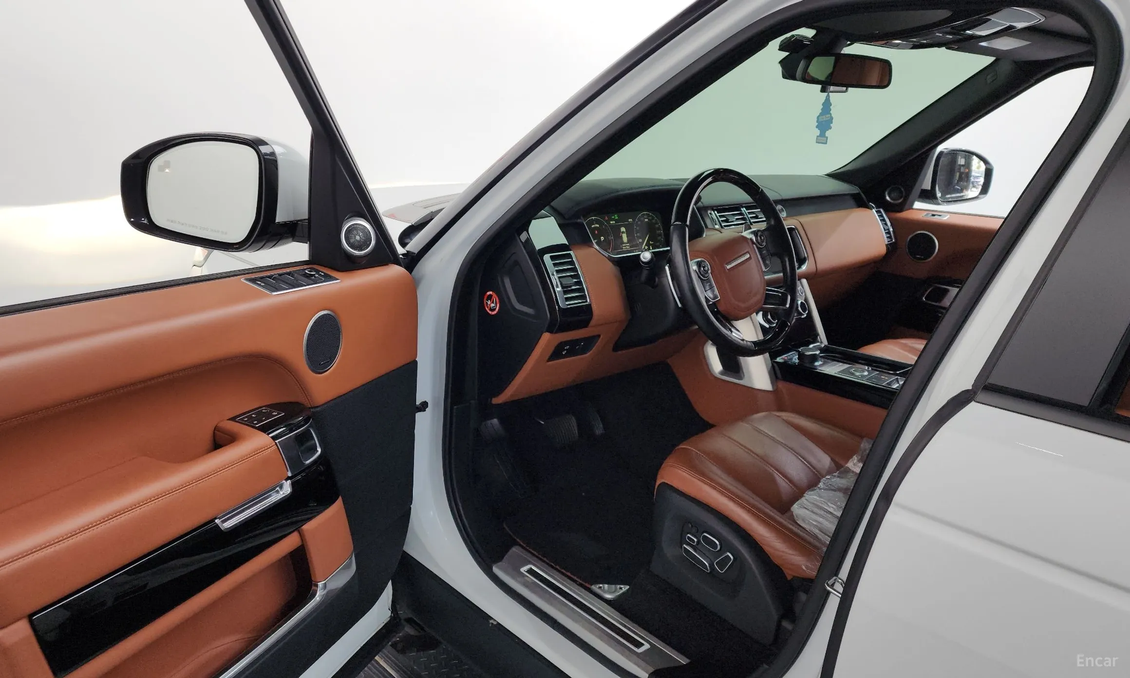 Land Rover Range Rover 4th Generation превью 10