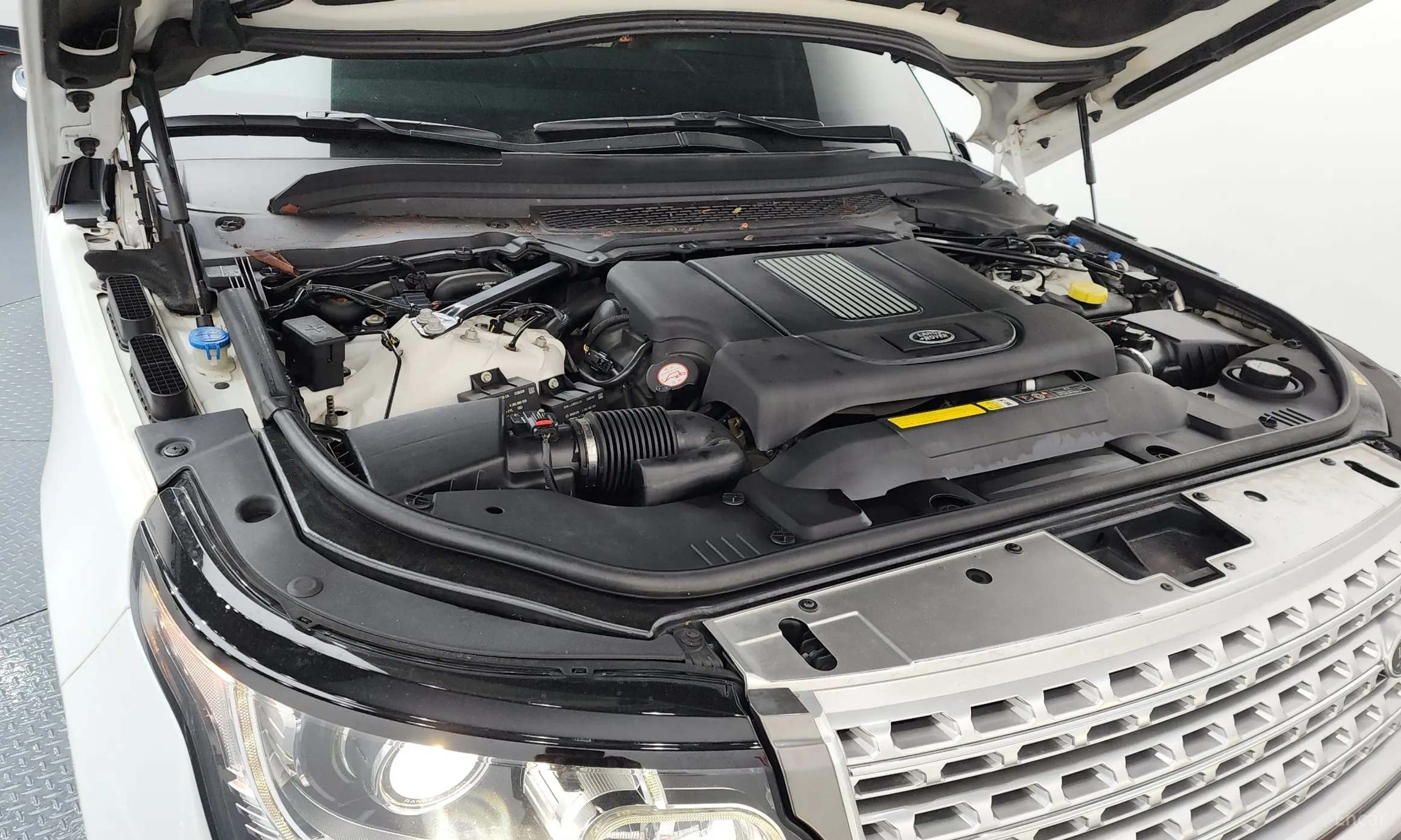 Land Rover Range Rover 4th Generation превью 6