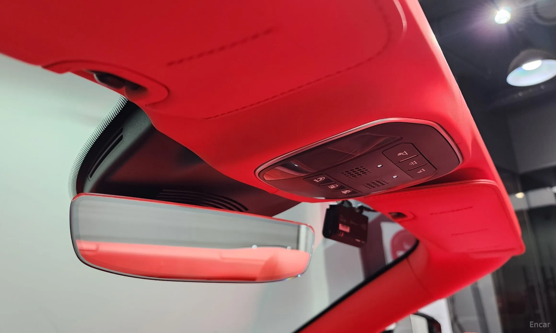 Ferrari Portofino превью 19