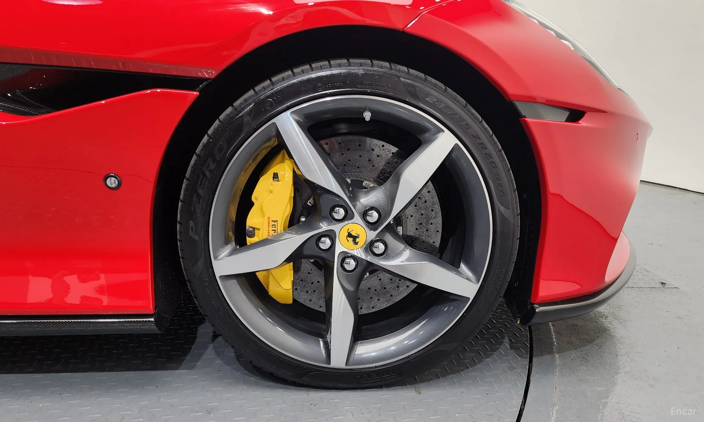 Ferrari Portofino превью 5