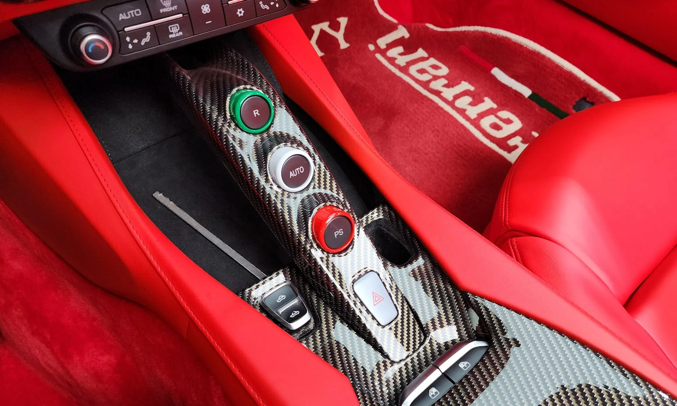 Ferrari Portofino превью 9