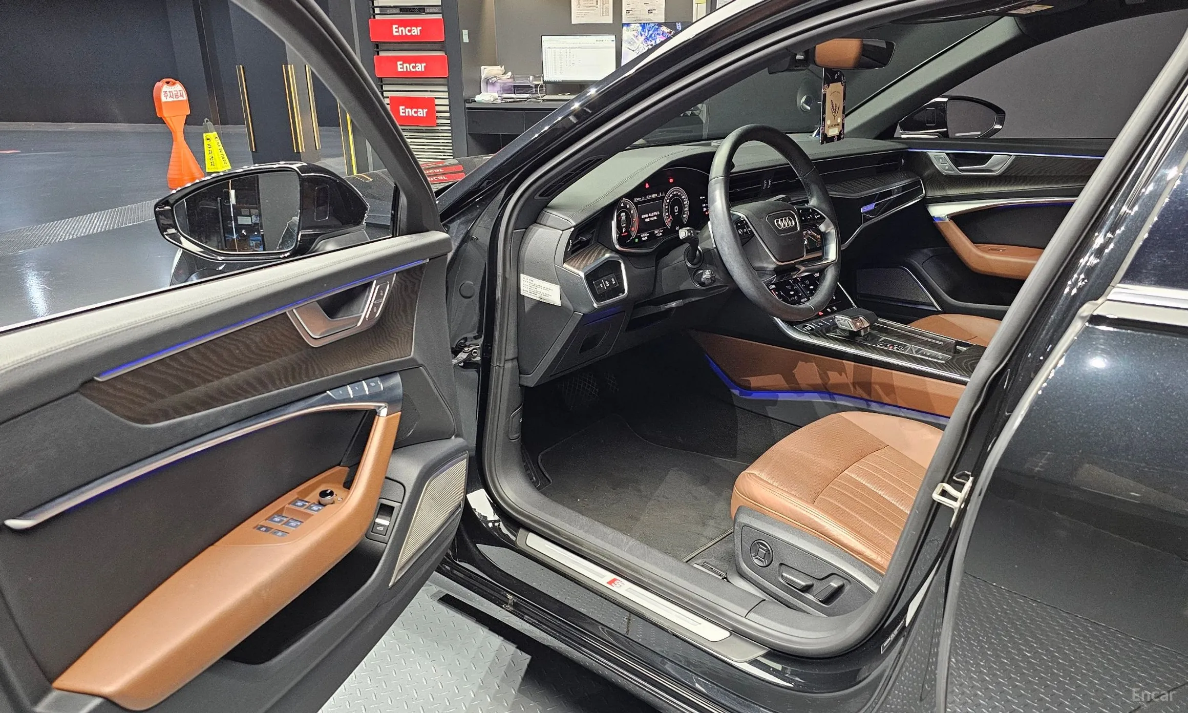 Audi A6 (C8) превью 11