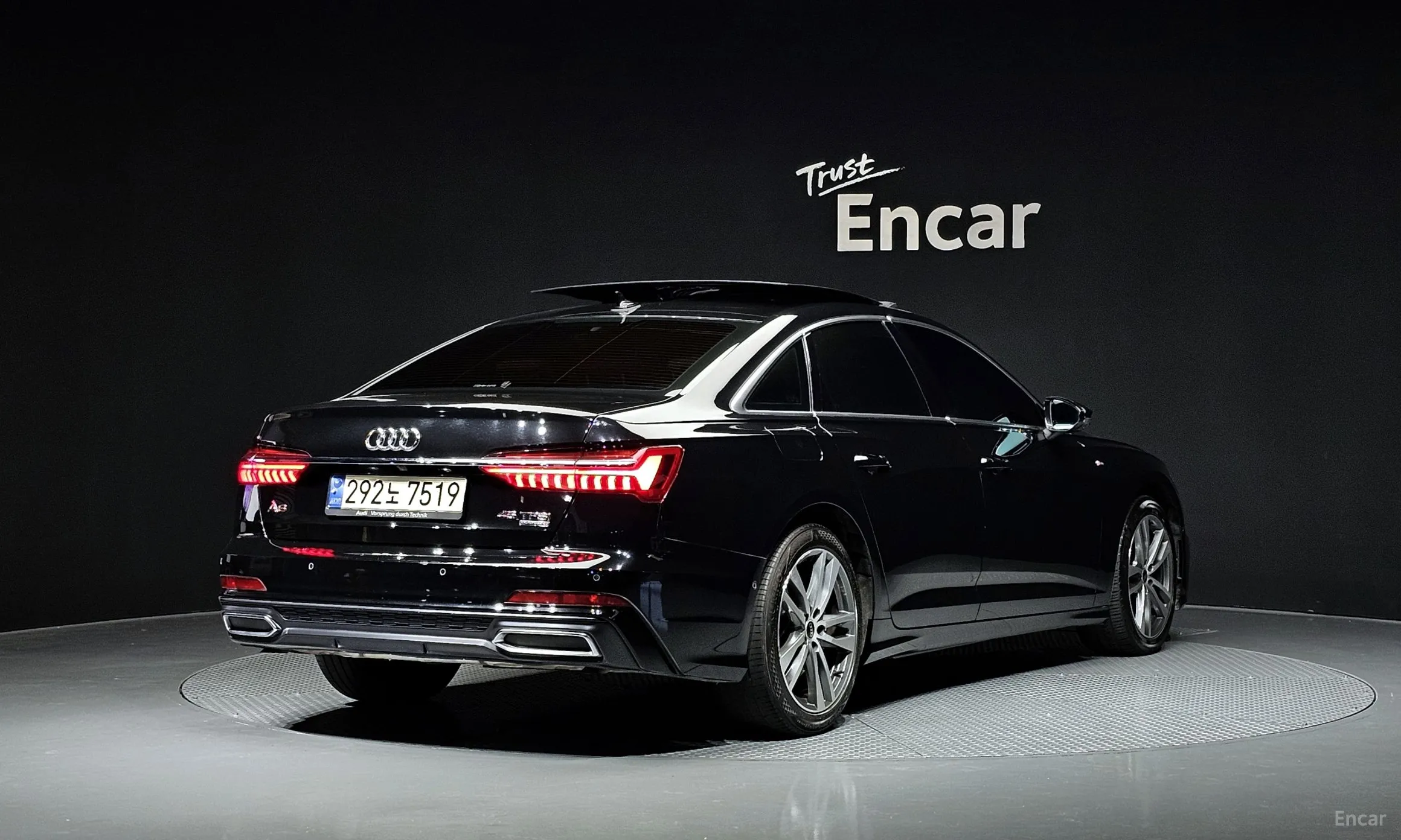 Audi A6 (C8)