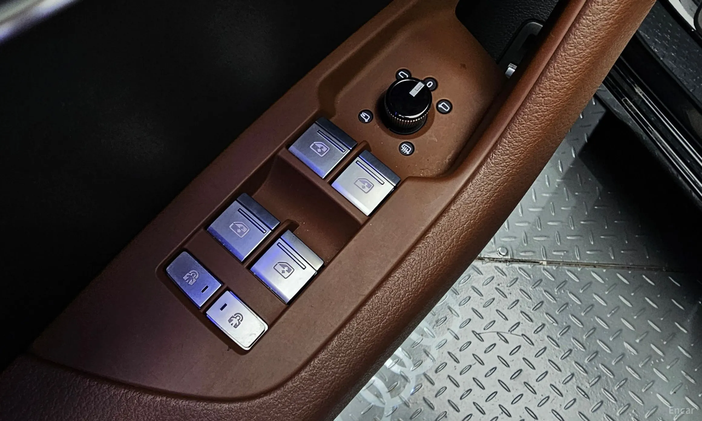 Audi A6 (C8) превью 16